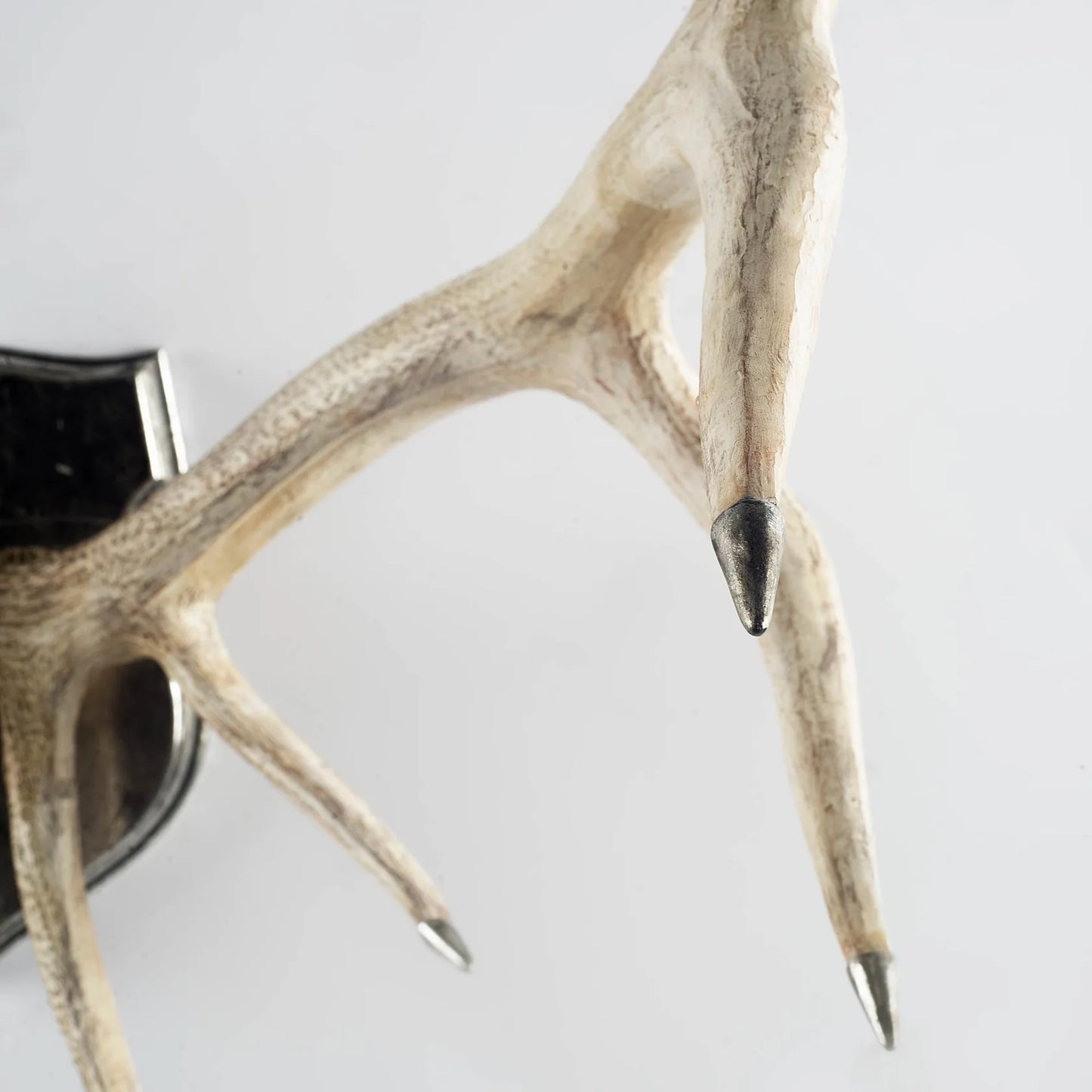 Sika Wall Decor – Realistic Resin Deer Antlers with Silver Tips, 45" High for Industrial Charm & Rustic Elegance