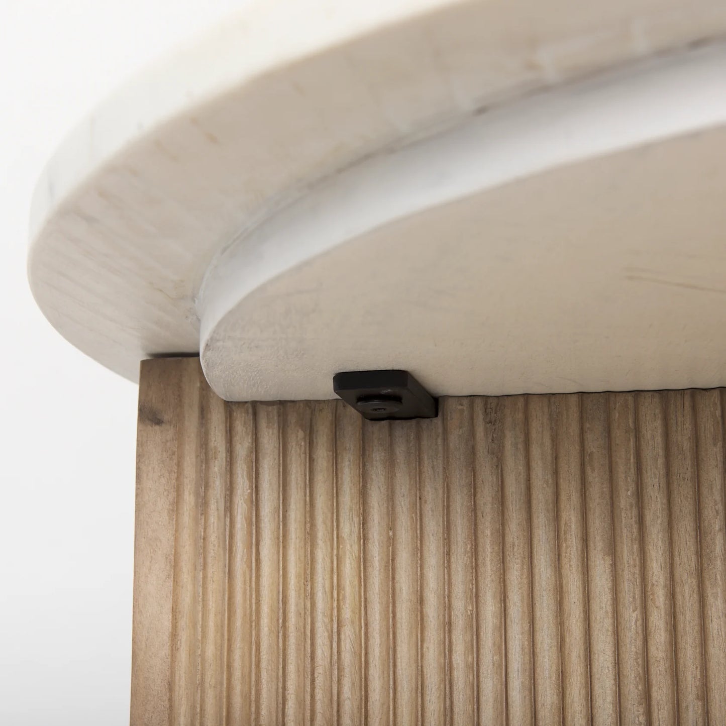Enzo Accent Table – Contemporary Fluted-Leg Design for Stylish Modern Living Spaces and Foyers