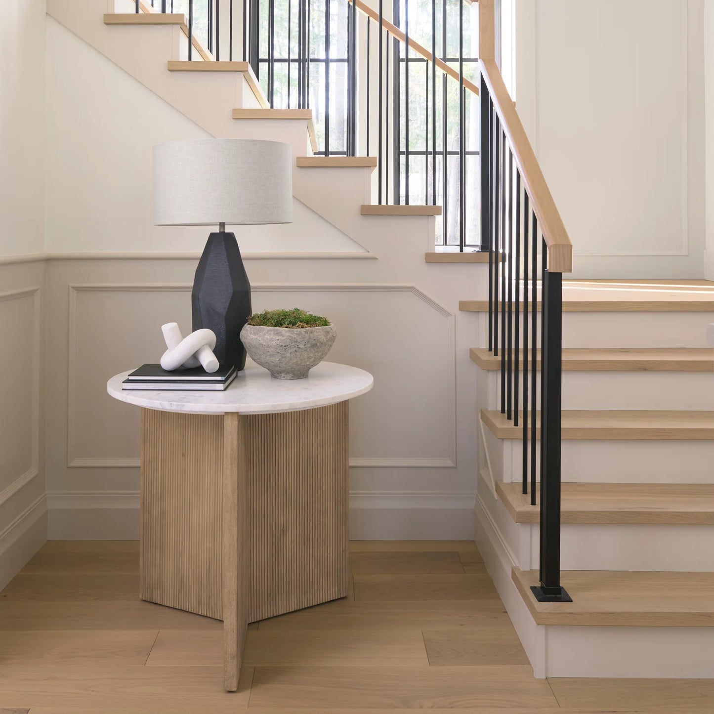 Enzo Accent Table – Contemporary Fluted-Leg Design for Stylish Modern Living Spaces and Foyers