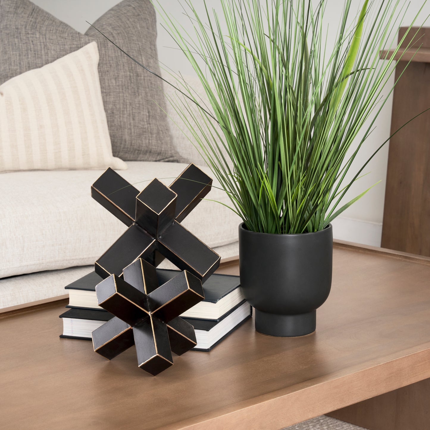 Abel Geometric Decorative Object β Matte Black & Gold Accent for Modern Home Decor & Styling