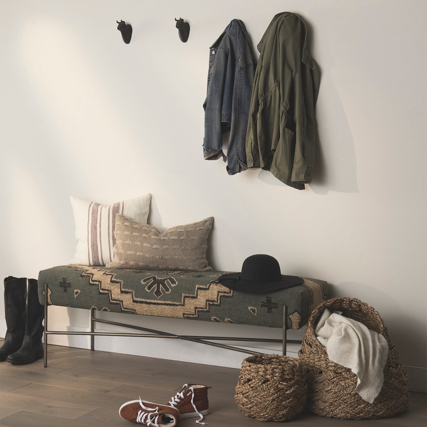 Avery Off-White Upholstered Accent Bench – Modern Metal Base Design
