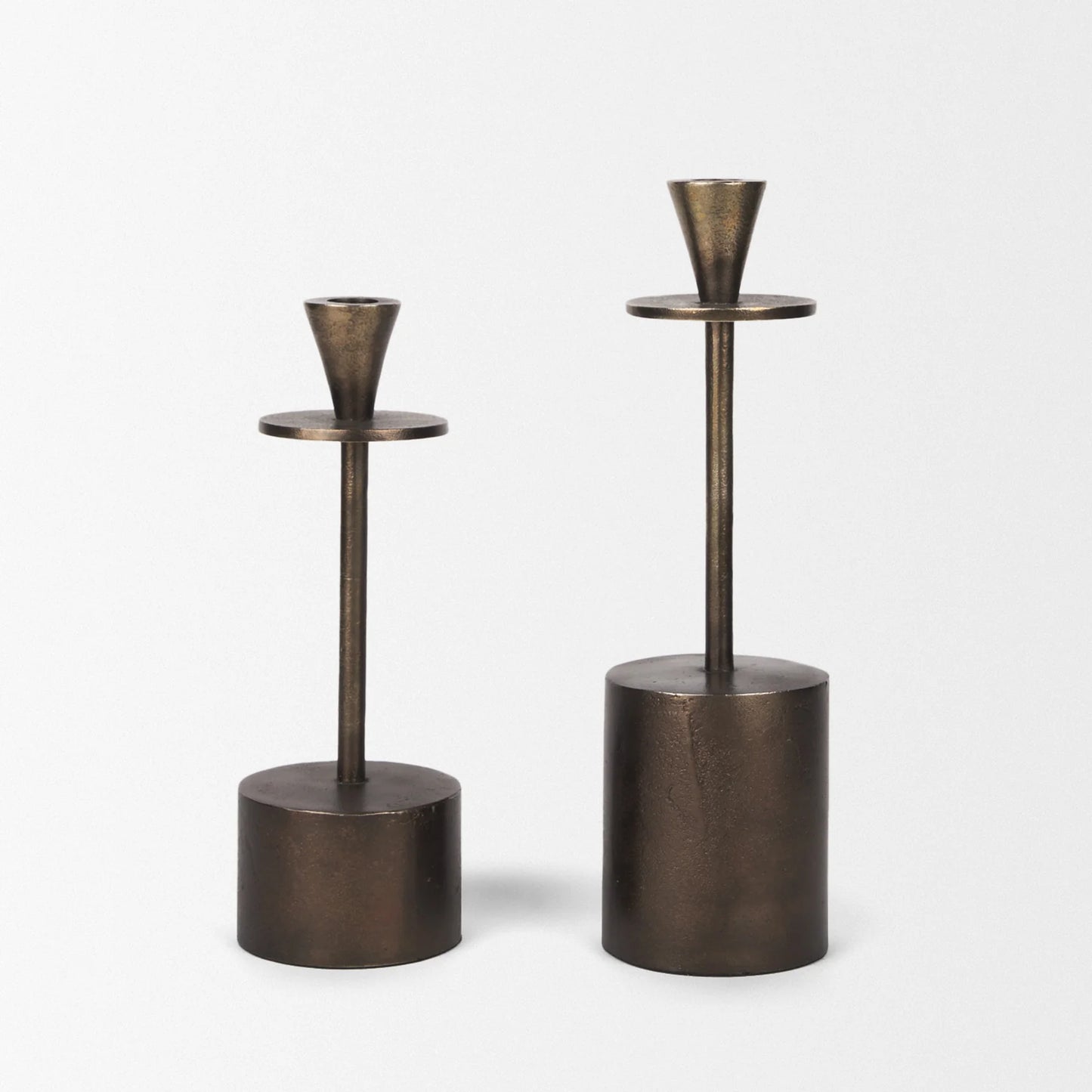 Petria Elegant Antiqued Gold Textured Metal Candle Holders Set of 2 for Stunning Home Decor
