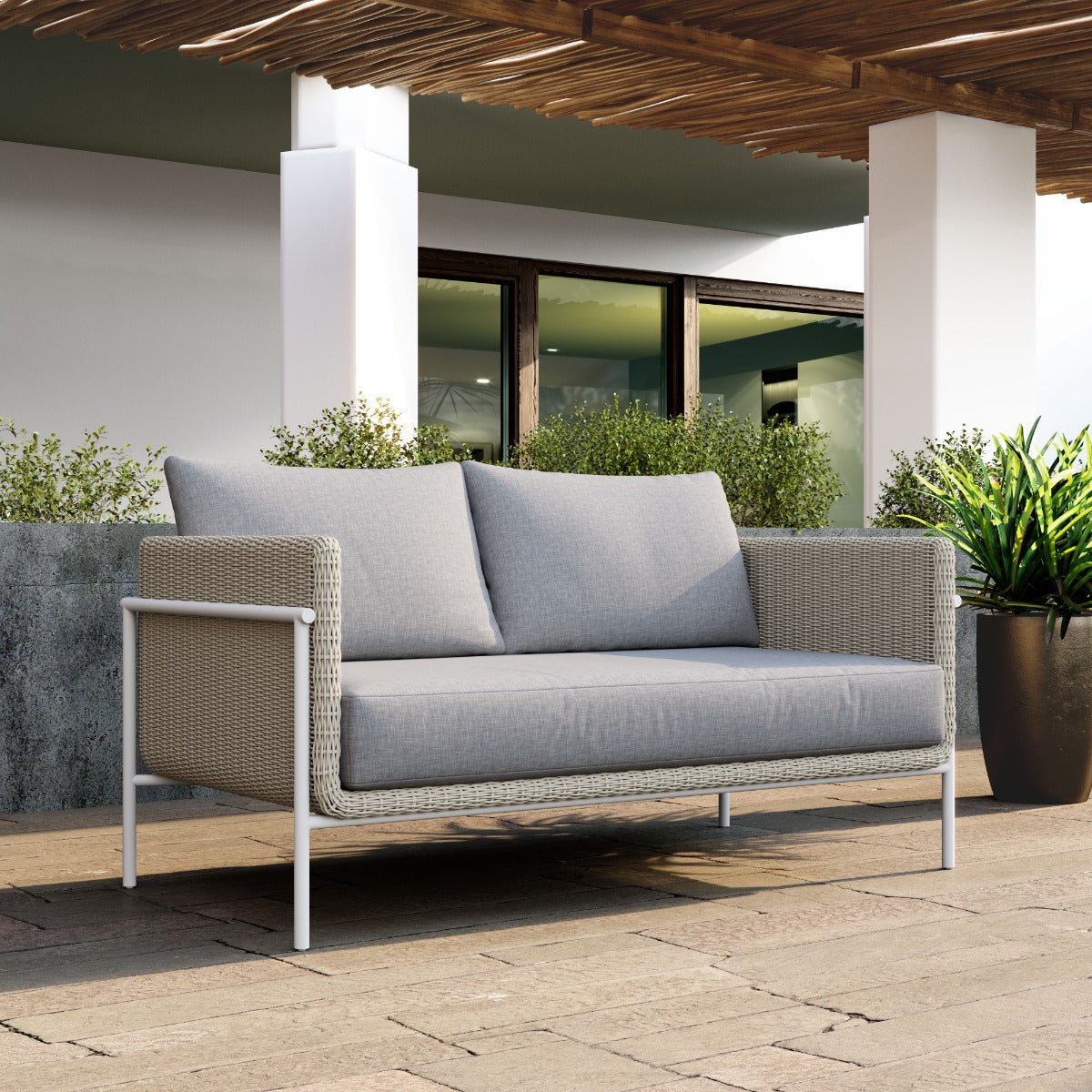 Frais Loveseat Gray - Elegant & Cozy Loveseat with a Soft Gray Upholstery for a Modern, Sophisticated Look