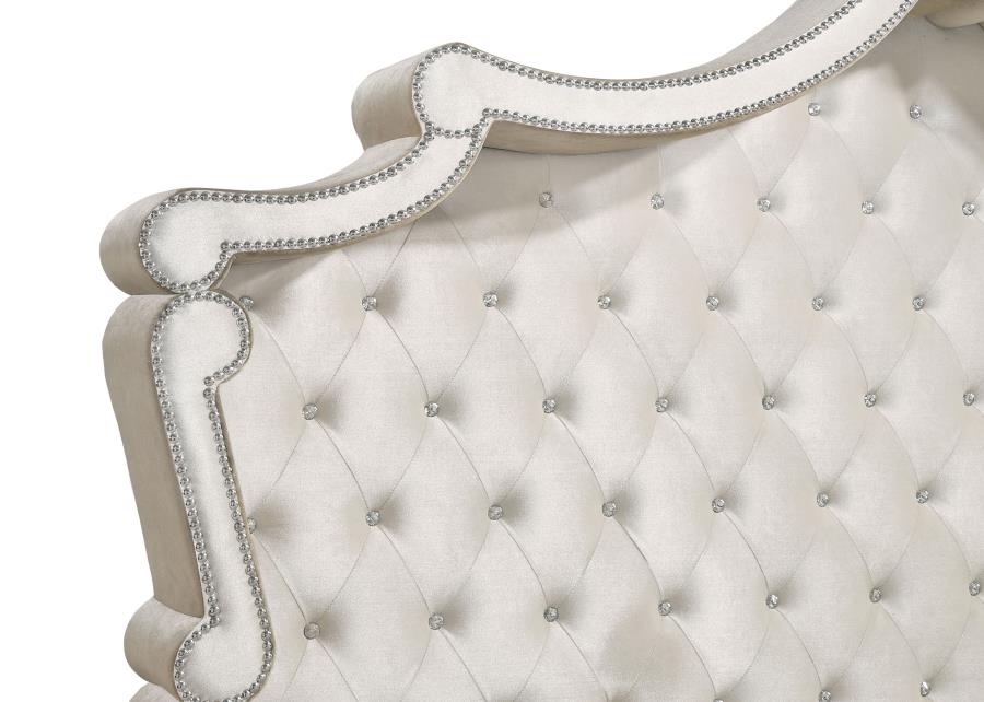 Antonella Upholstered Panel Bed in Ivory and Camel - Elegant and Warm Design for a Sophisticated Bedroom Look