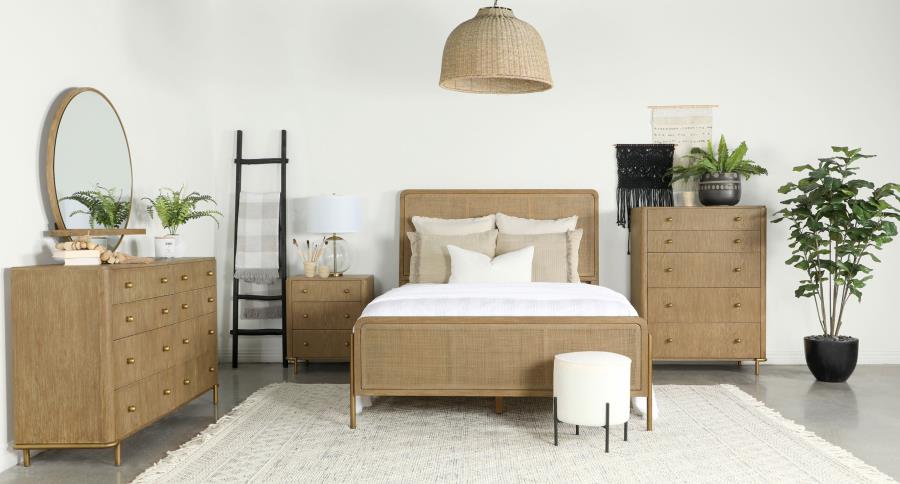 Arini 4-Piece Upholstered Bedroom Set β Sand Wash Finish for Rustic Charm and Luxurious Bedroom Comfort
