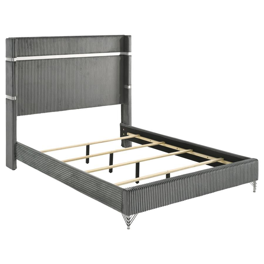 Lucia 5-Piece Bedroom Set Grey and Black - Contemporary and Sleek Bedroom Furniture Collection