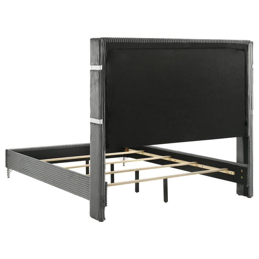 Lucia 5-Piece Bedroom Set Grey and Black - Contemporary and Sleek Bedroom Furniture Collection