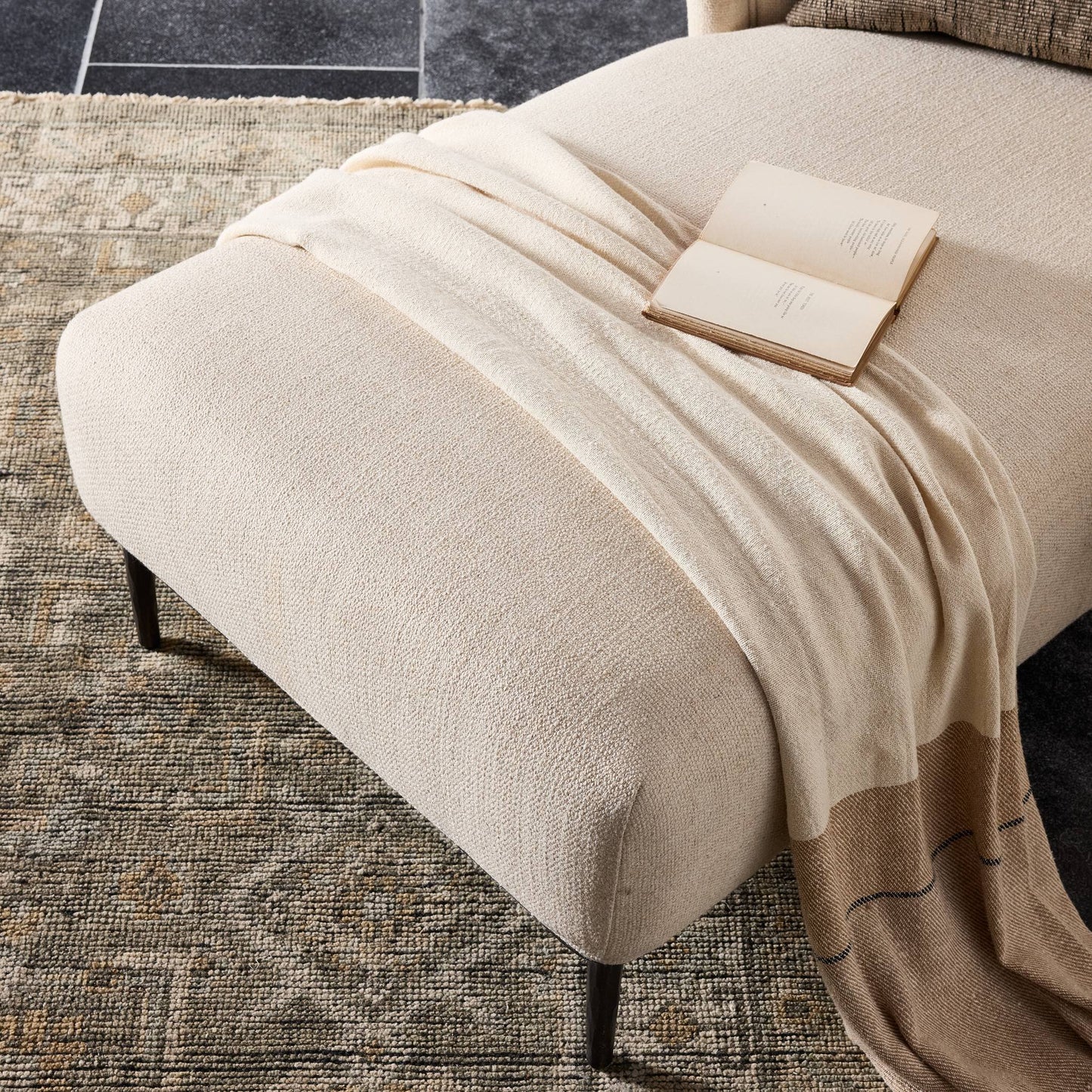 Noel Chaise Malmo Olive