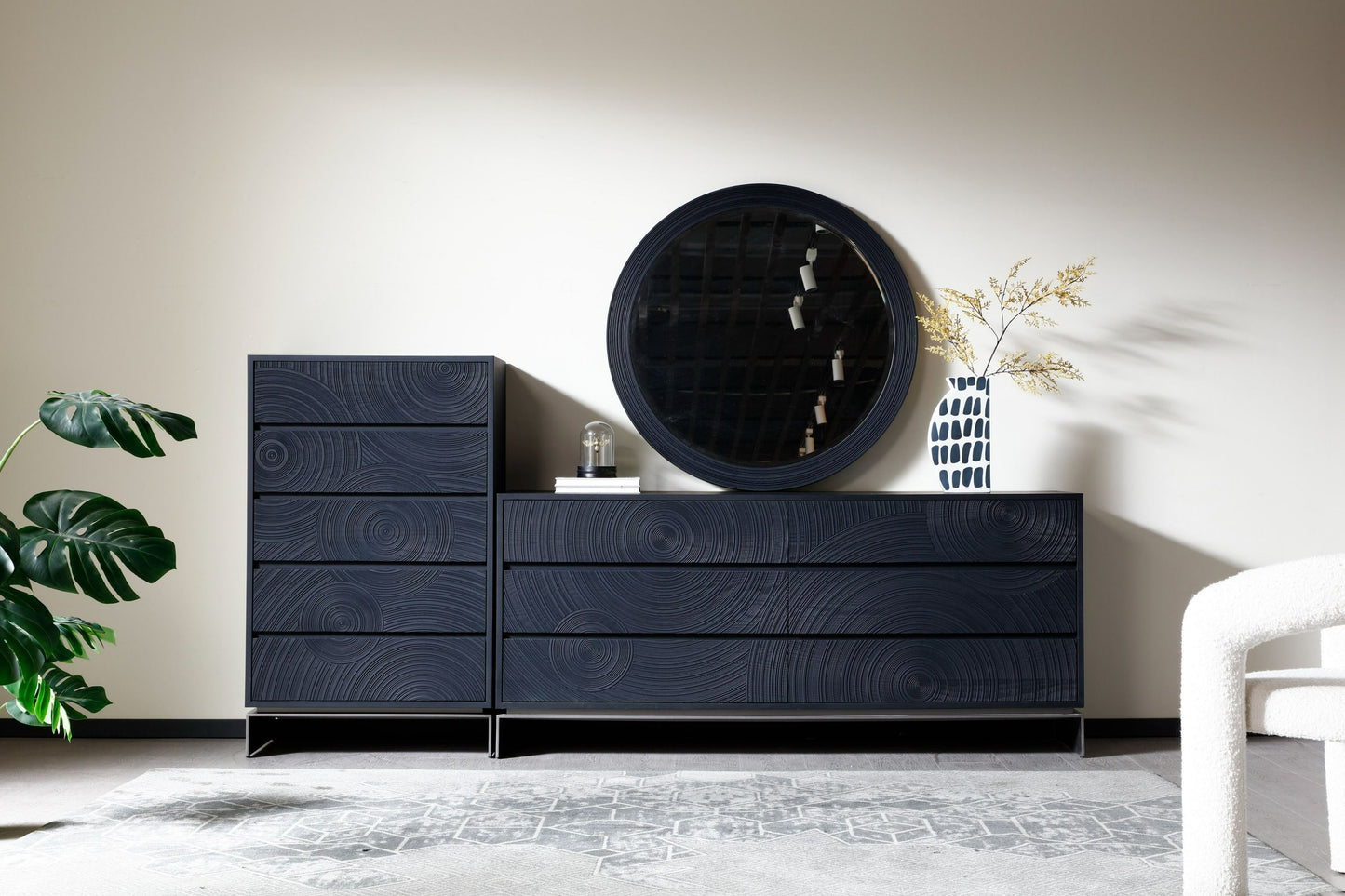 Modrest Cirque Modern Black Ash Round Mirror for Elegant and Contemporary Home Décor
