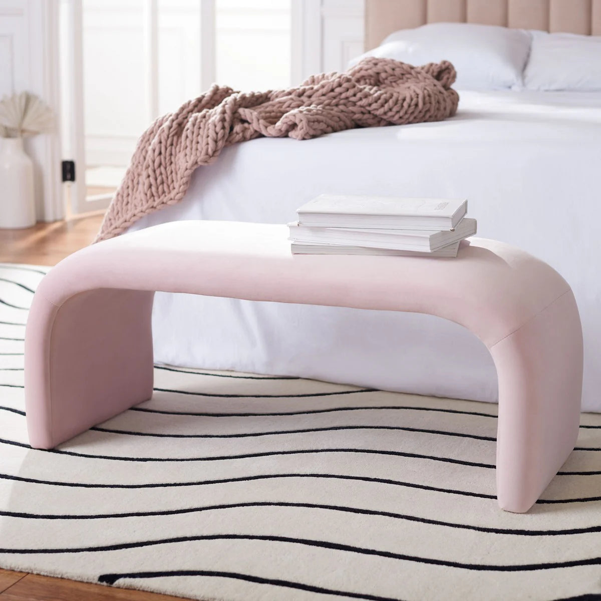 Tenko Bench - Stylish and Versatile Seating for Modern Living Spaces