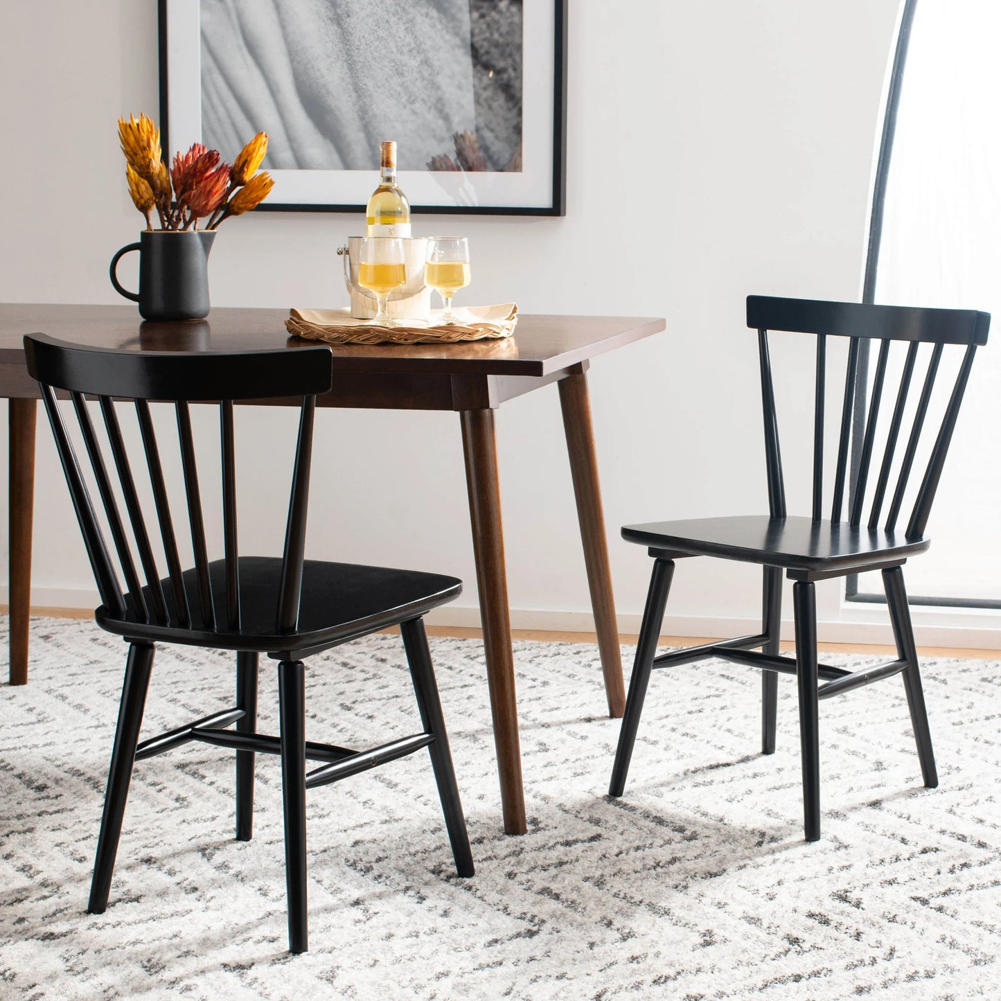 Winona Spindle Back Dining Chair - Timeless and Comfortable Seating for Classic Dining Spaces