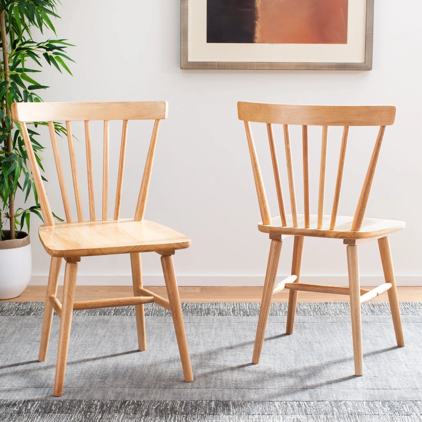 Winona Spindle Back Dining Chair - Timeless and Comfortable Seating for Classic Dining Spaces