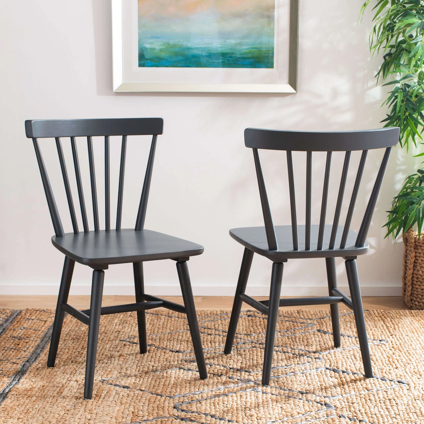 Winona Spindle Back Dining Chair - Timeless and Comfortable Seating for Classic Dining Spaces