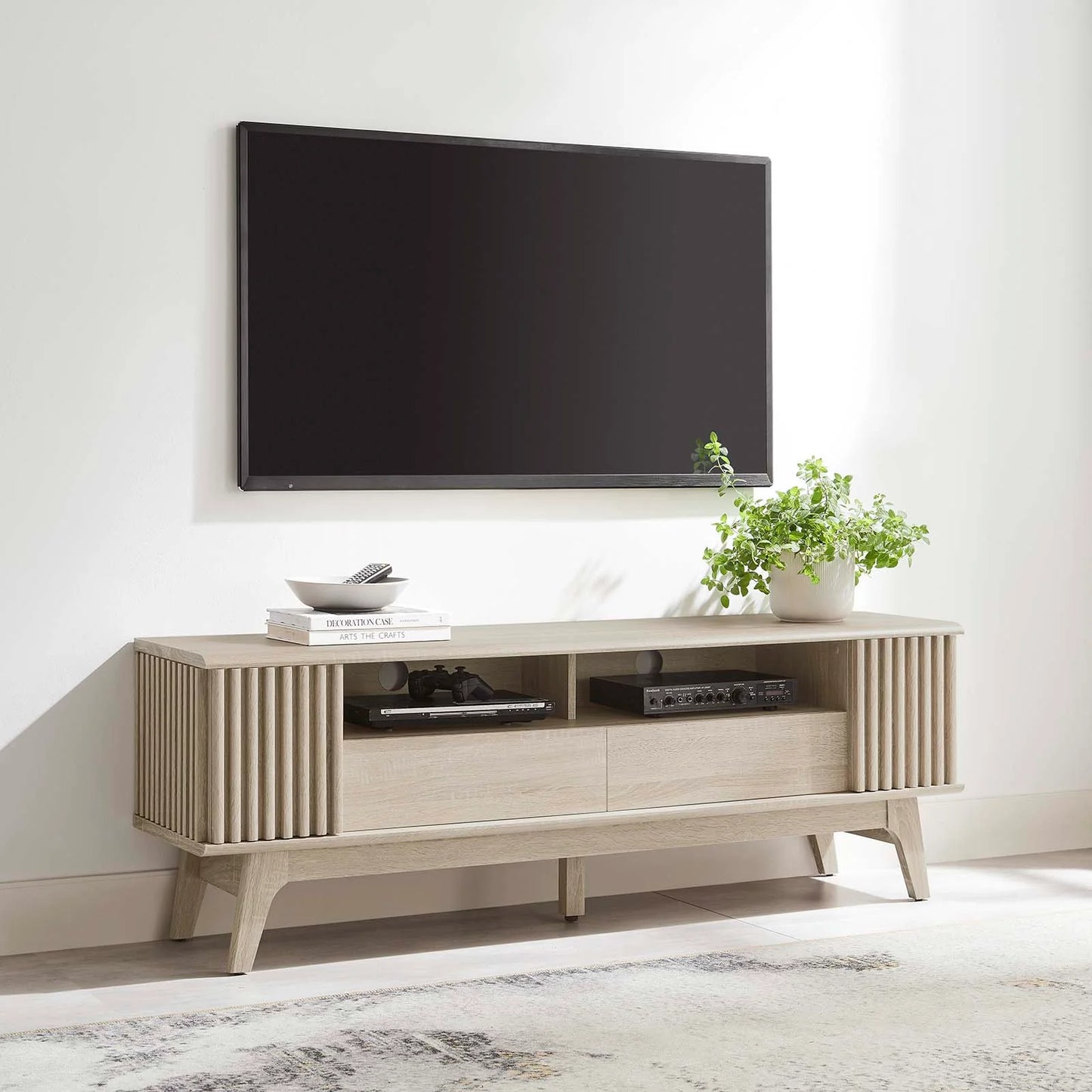 Eudora 60" Modern TV Stand – Elegant Slatted Doors and Ample Storage for Chic Living Spaces