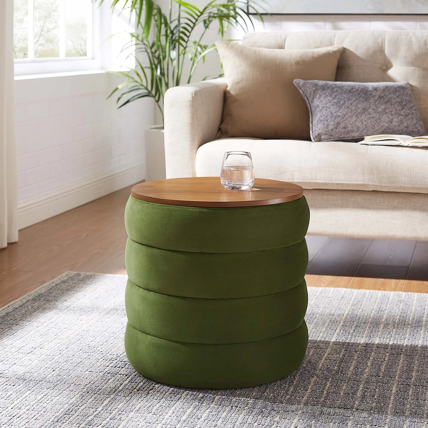 Mezzo Velvet Ottoman with Storage – Stylish and Functional Accent Piece for Modern Living Spaces
