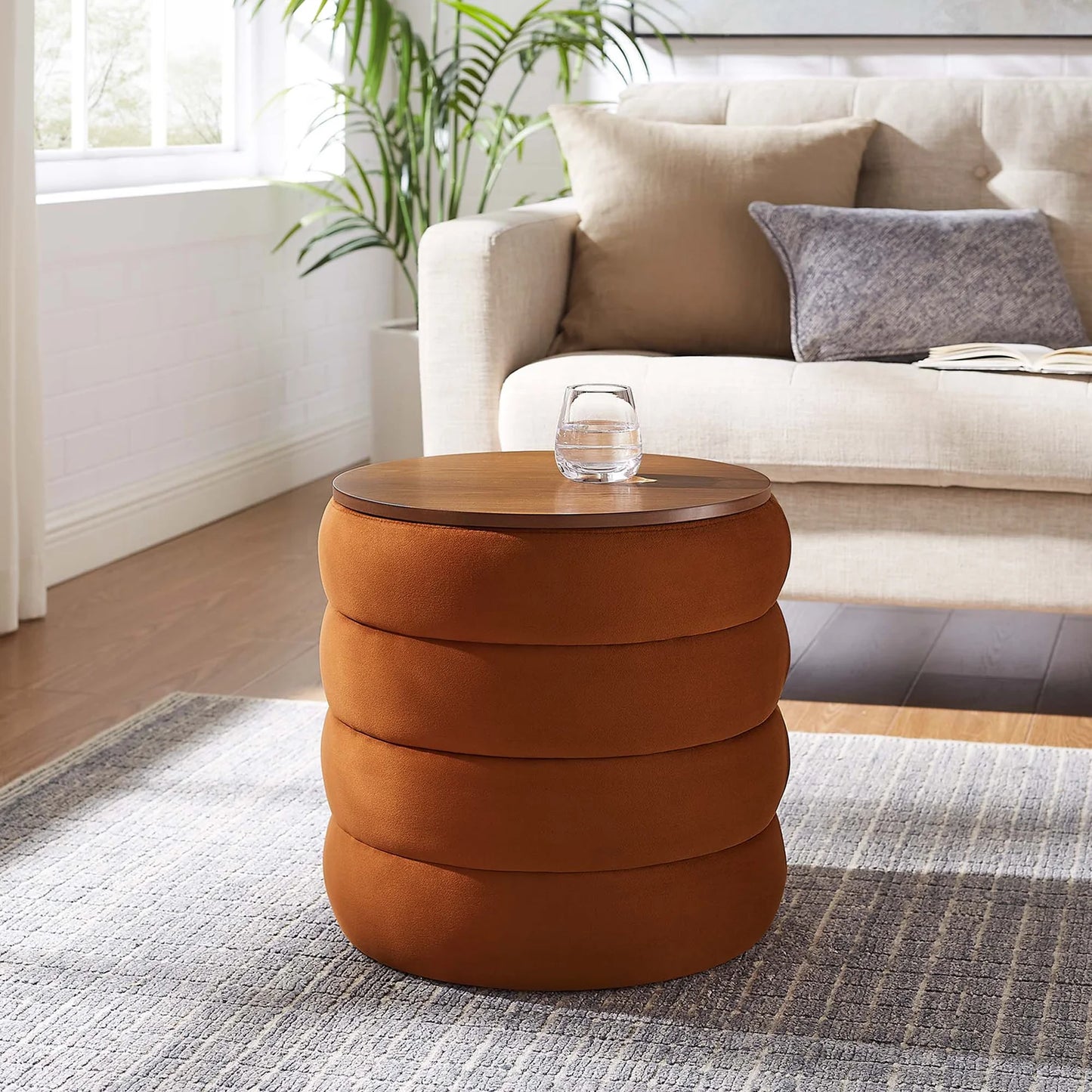Mezzo Velvet Ottoman with Storage – Stylish and Functional Accent Piece for Modern Living Spaces