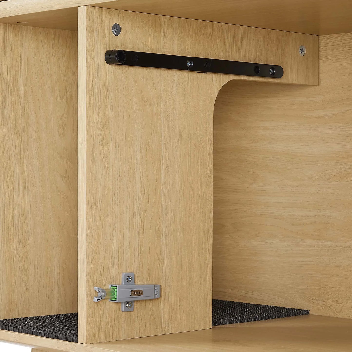 Render Cat Cabinet in Oak – Stylish and Functional Storage Solution for Modern Interiors