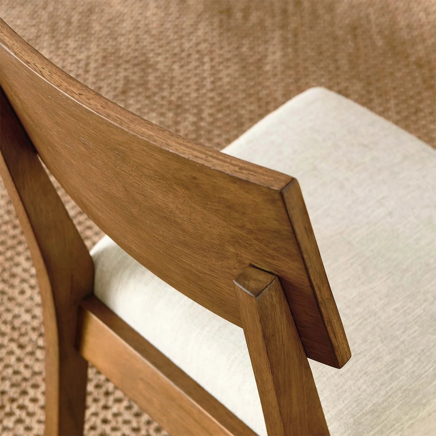 Pax Mid-Century Modern Dining Chairs – Stylish and Comfortable Seating for Contemporary Dining Spaces