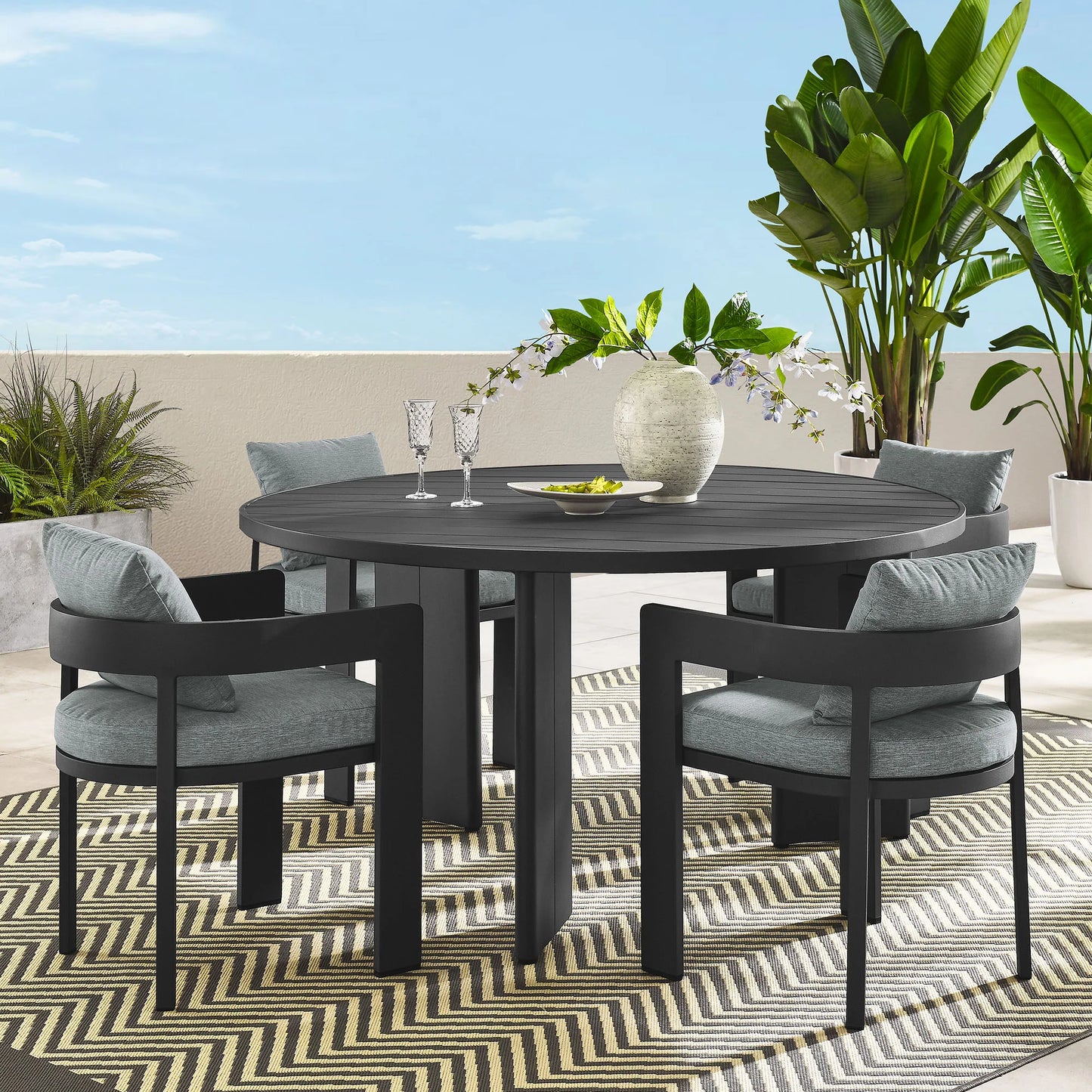 Tahoe 5-Piece Outdoor Patio Dining Set – Sleek Aluminum Table and Chairs for Modern Outdoor Spaces