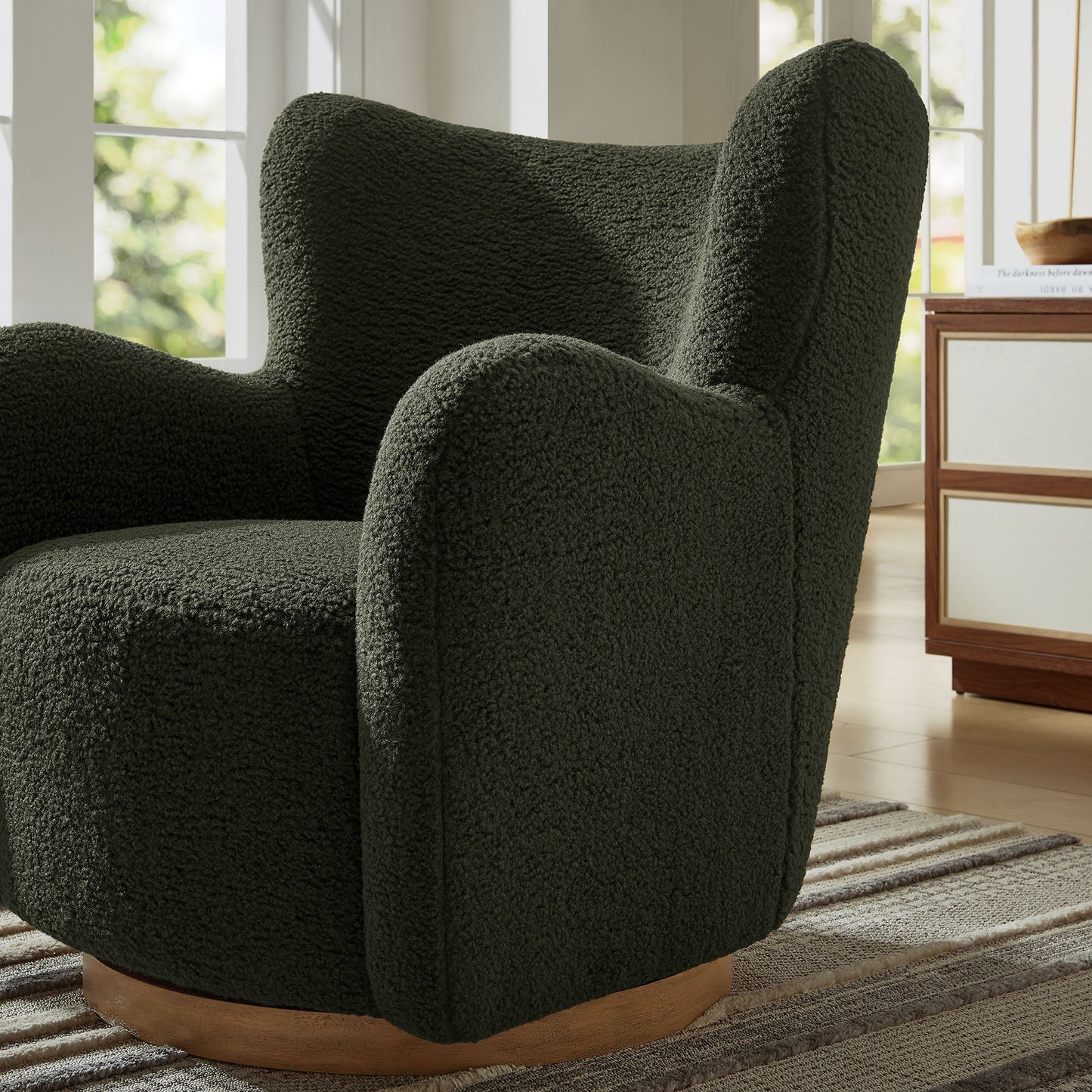 Montrose Wingback Sherpa Swivel Accent Chair – Cozy and Stylish Rotating Chair for Modern Living Spaces