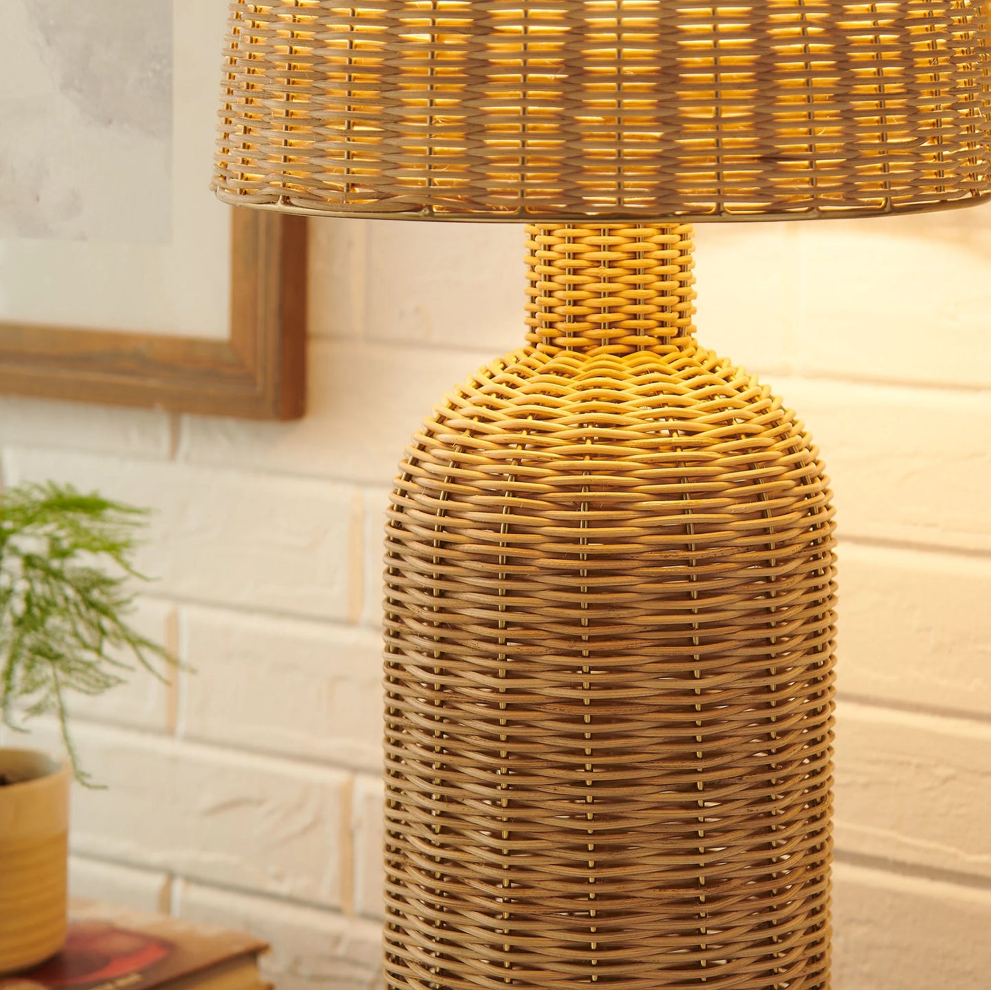Briar Rattan Table Lamp – Natural Woven Texture for a Warm, Organic Glow