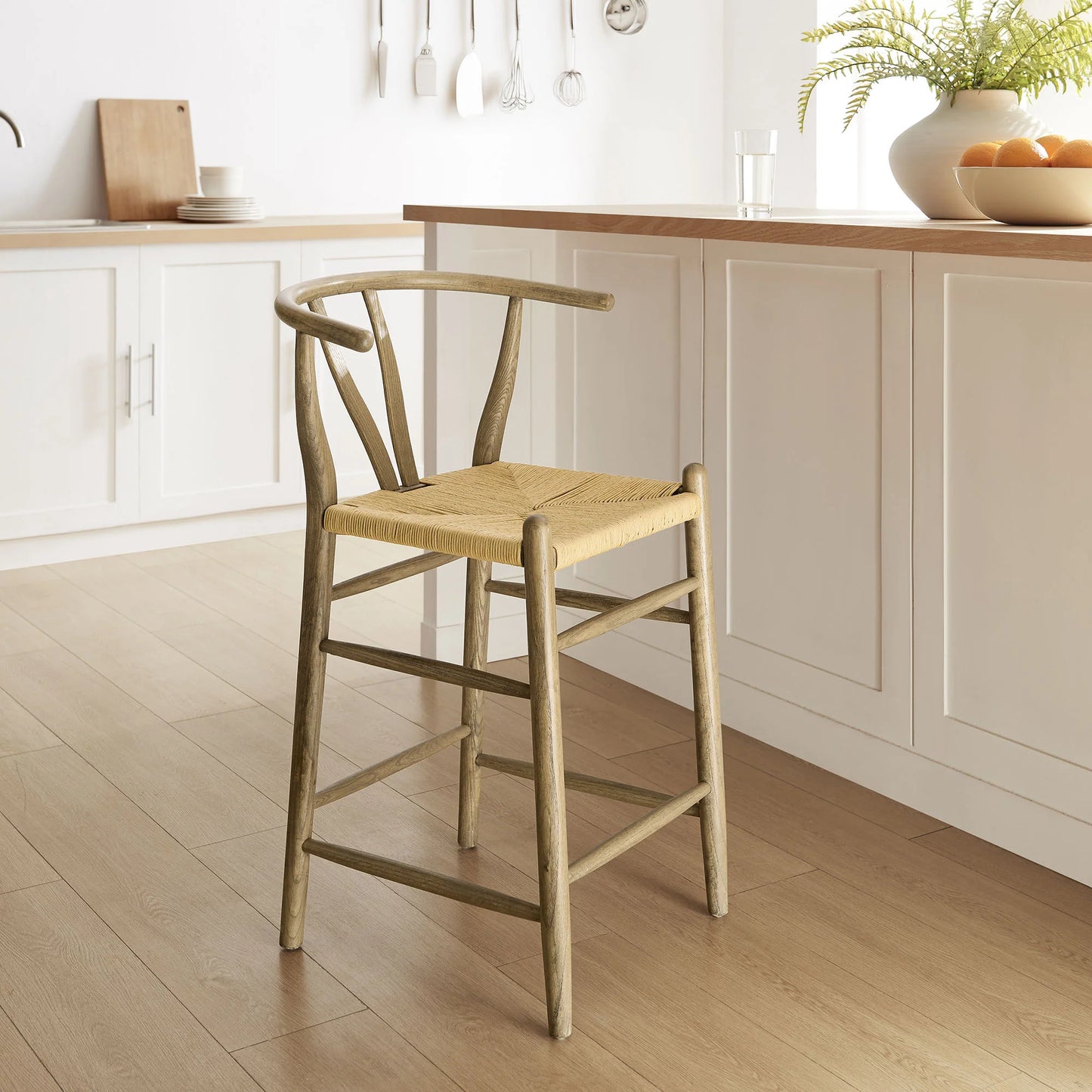 Amish Wood Counter Stool in Weathered Gray Teak – Rustic Elegance for Kitchen Islands and Counters