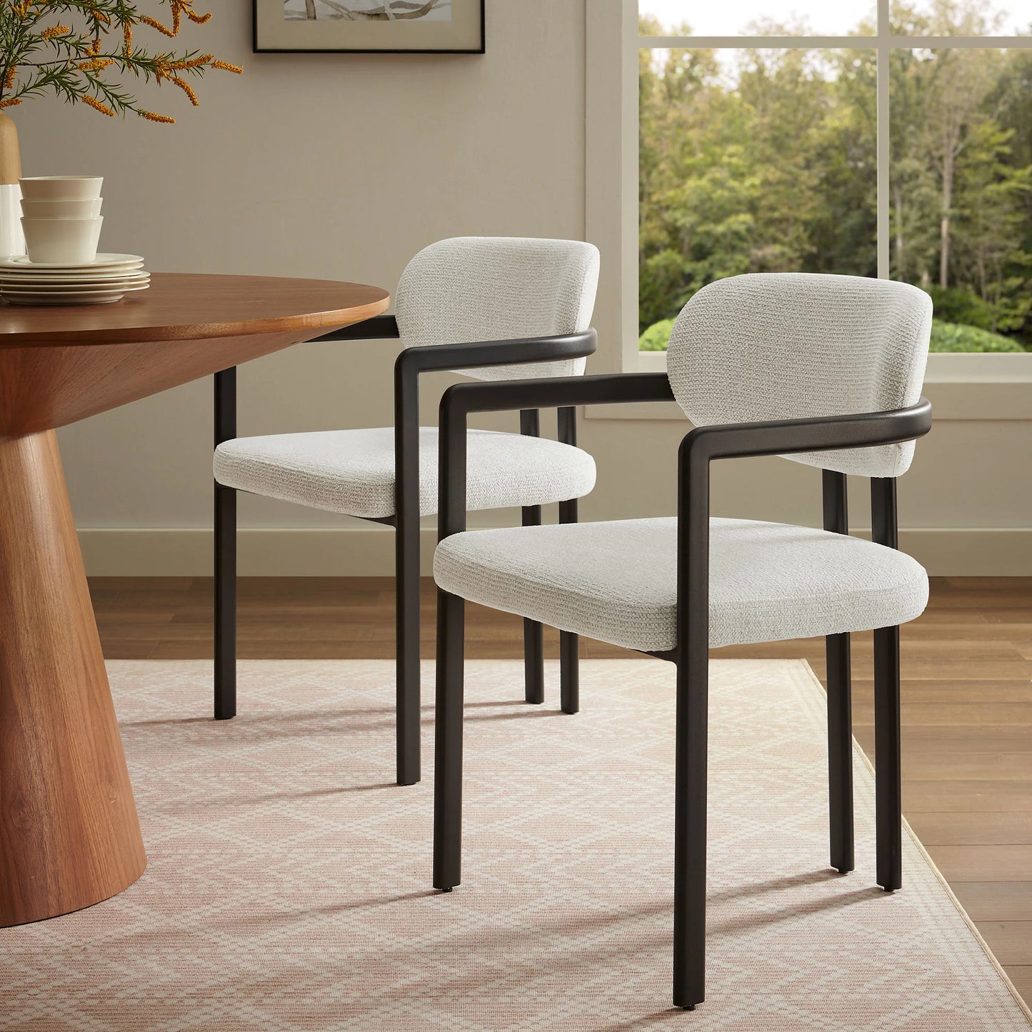 Elio Barrel Fabric Dining Chair – Comfortable Upholstered Seating with Sleek Metal Base for Modern Dining Rooms
