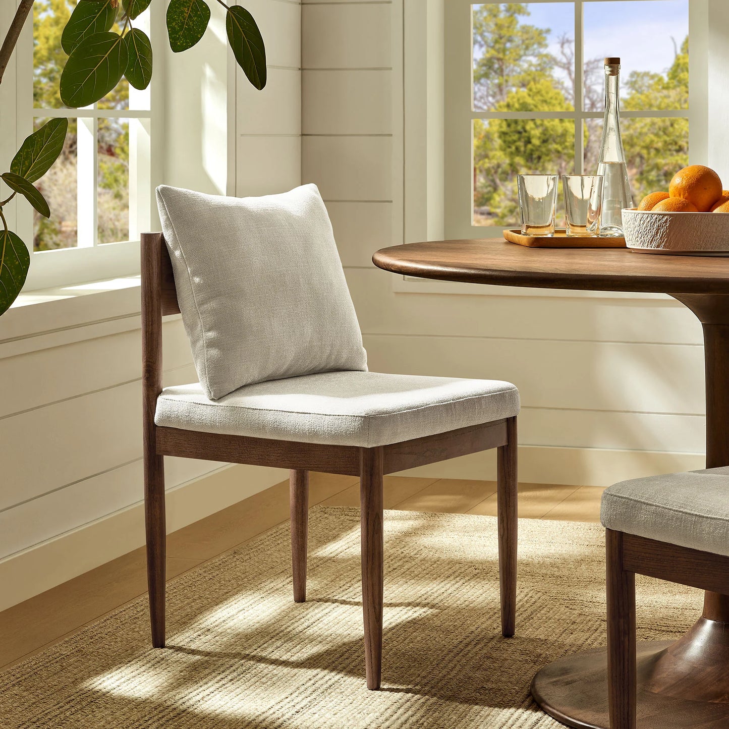 Remington Wood Dining Side Chair – Classic and Durable Seating for Timeless Dining Rooms