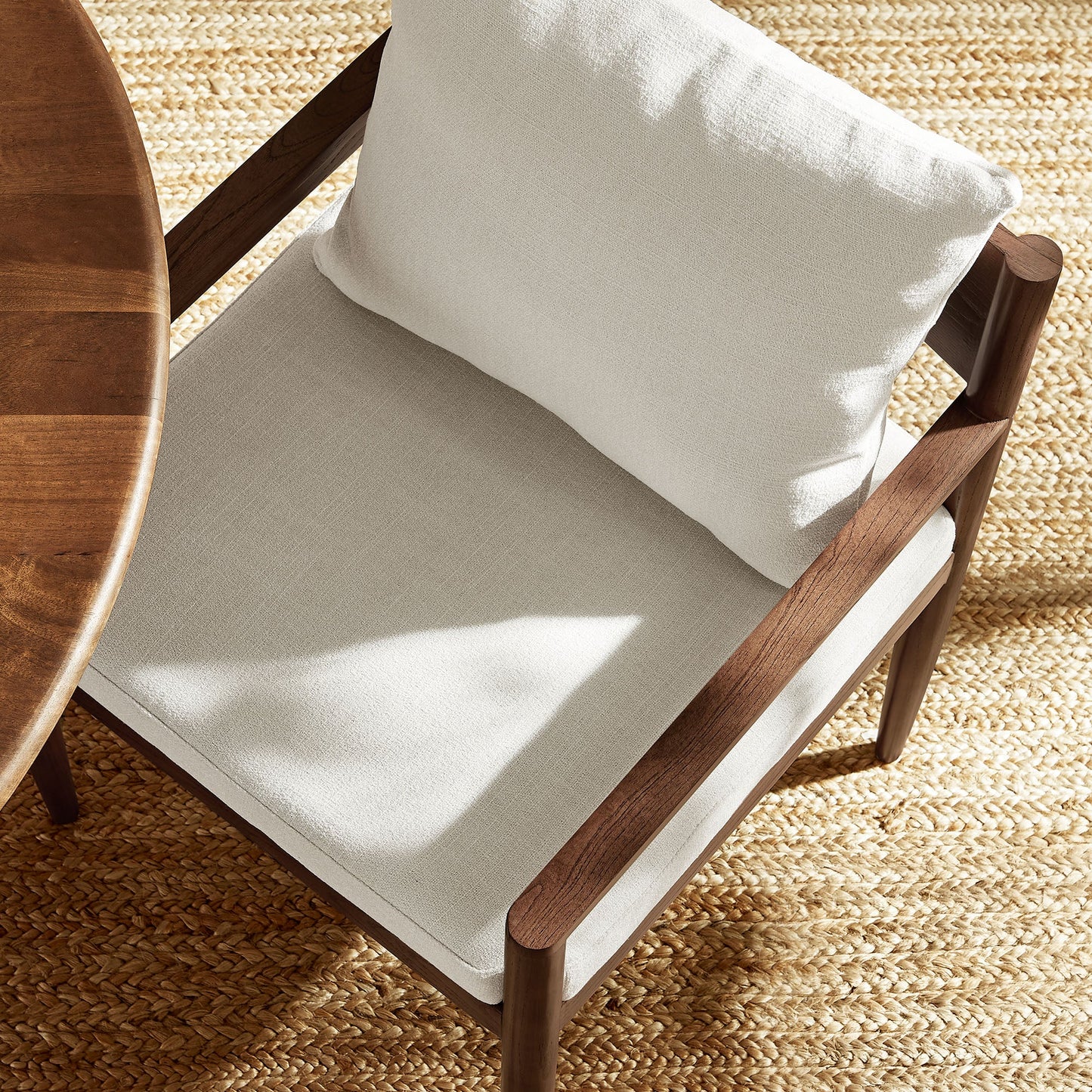 Remington Wood Dining Armchair – Elegant and Durable Seating with Classic Design for Dining Rooms