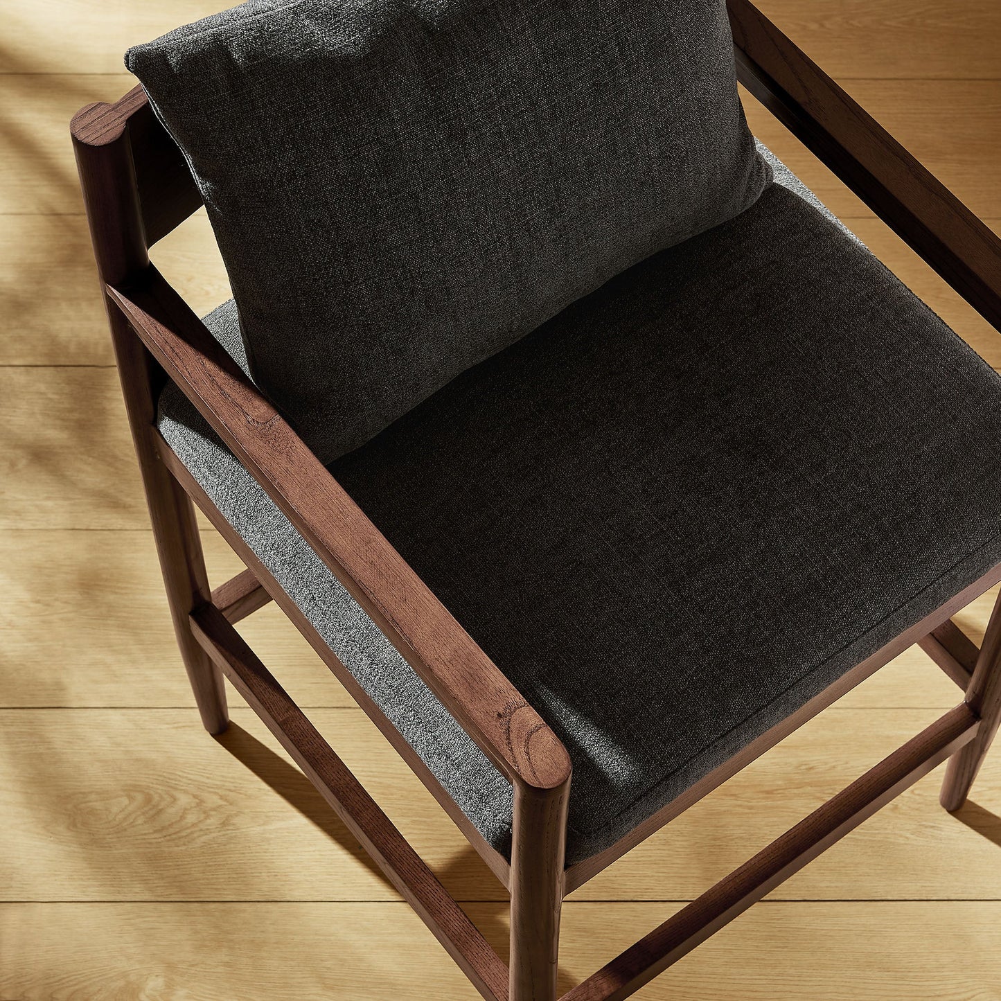 Remington Wood Counter Stool – Timeless Seating with Classic Design for Kitchen Islands and Counters