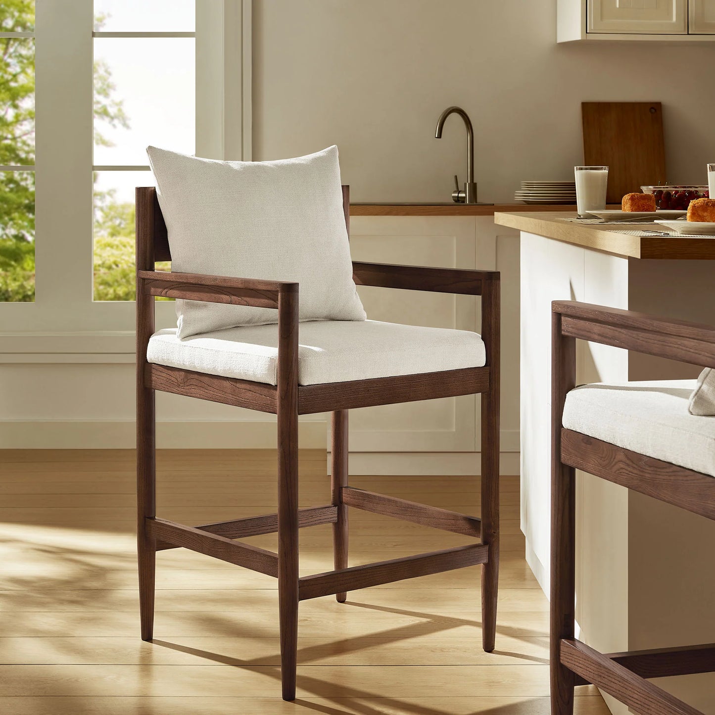 Remington Wood Counter Stool – Timeless Seating with Classic Design for Kitchen Islands and Counters