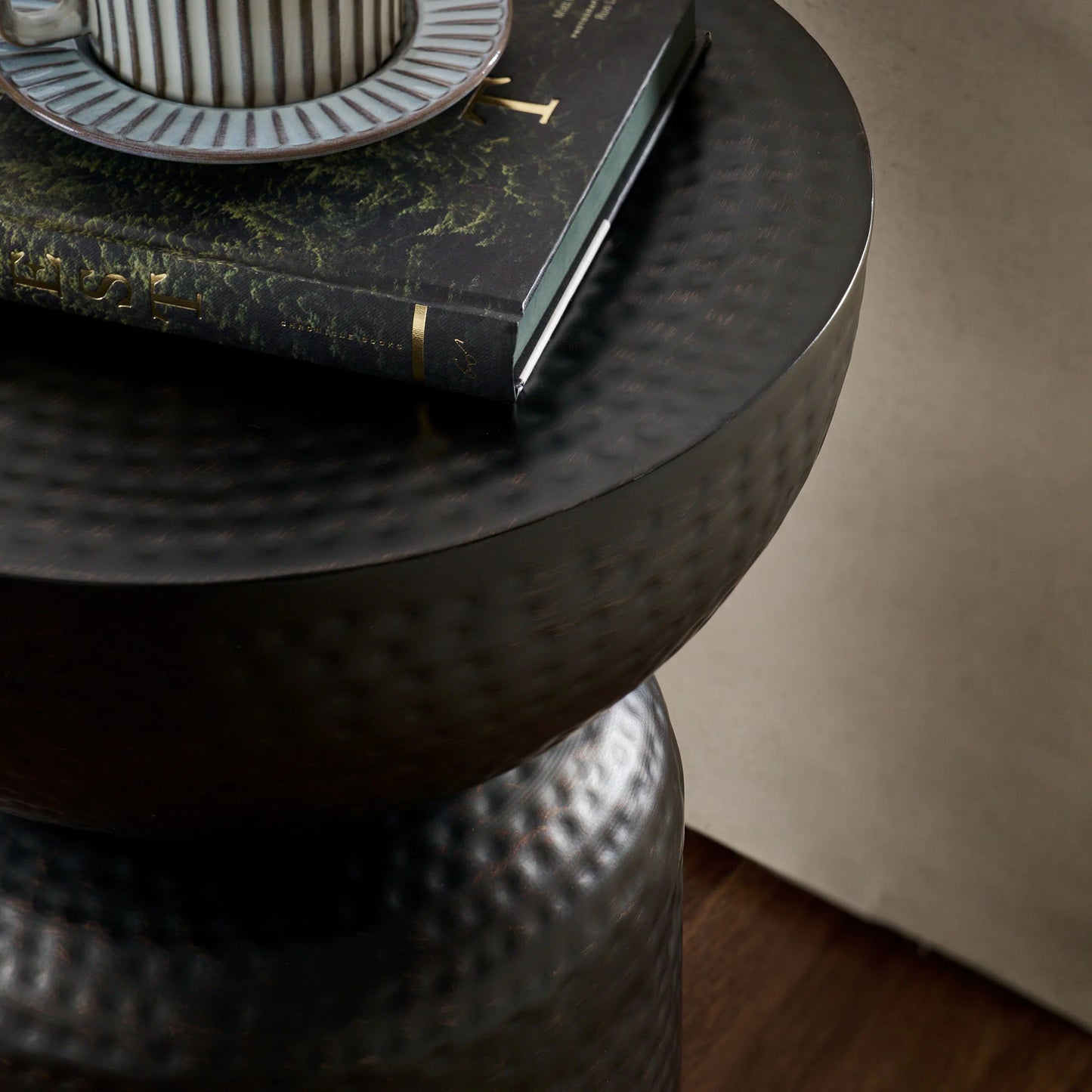 Mella Metal Hammered Side Table – Modern Black Finish with Textured Design