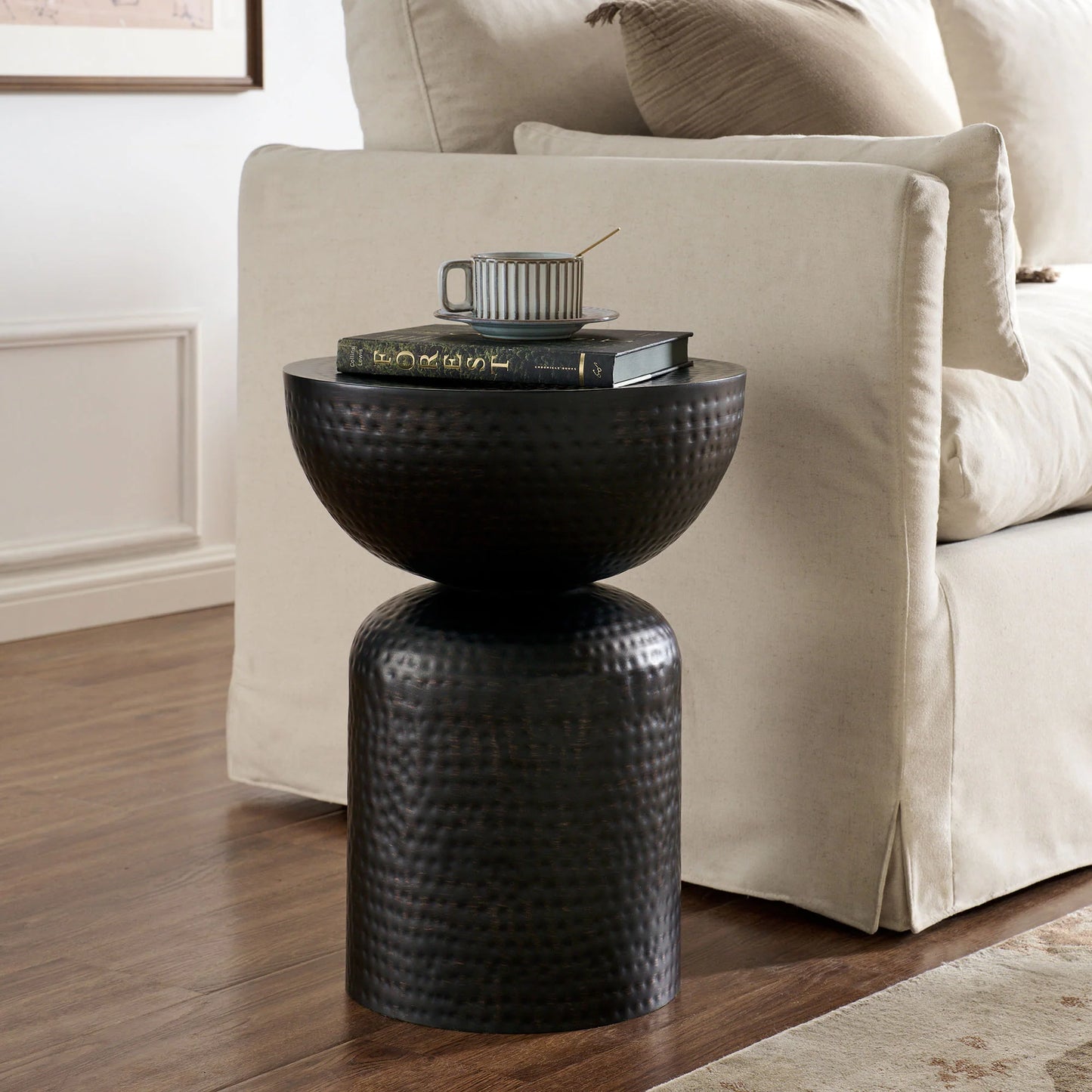 Mella Metal Hammered Side Table – Modern Black Finish with Textured Design