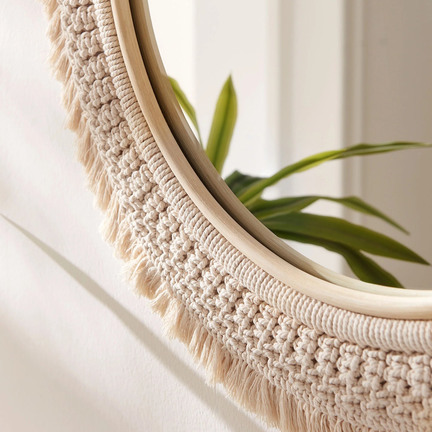 Jade Round Rattan Macramé Wall Mirror in Natural – Boho Accent Mirror with Handwoven Detailing