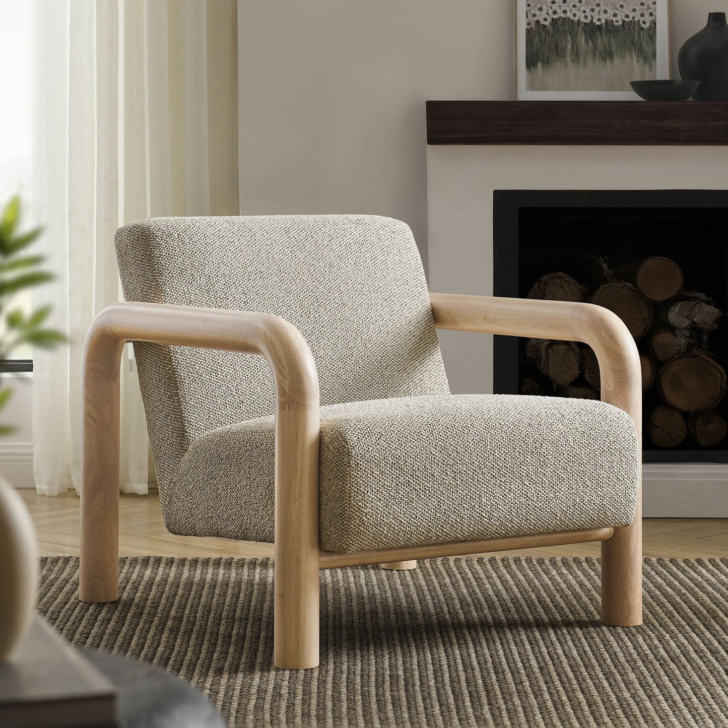 Sereno Boucle Accent Chair – Cozy & Stylish Upholstered Seating