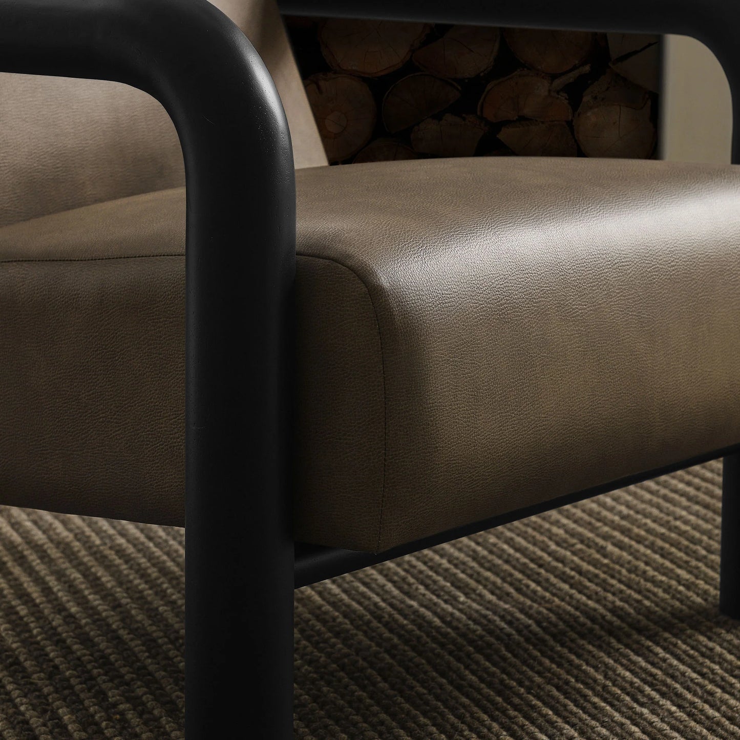 Sereno Vegan Leather Accent Chair – Modern Lounge Seating with Sleek Design