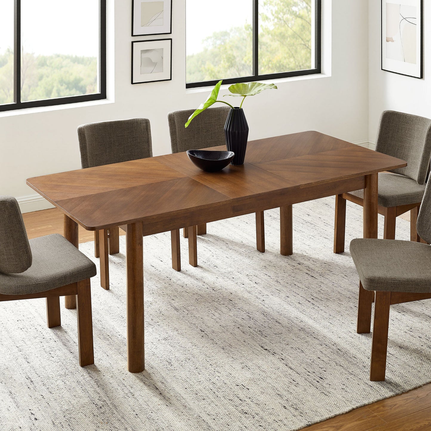 Alba Extendable Dining Table – Modern Wood Dining Table with Extension Leaf for 6–8 People