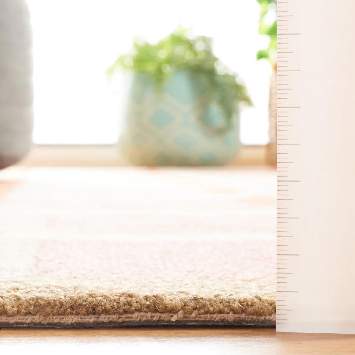 Genre Hand Tufted Modern Rug - Luxurious and Contemporary Area Rug for Elegant Interiors