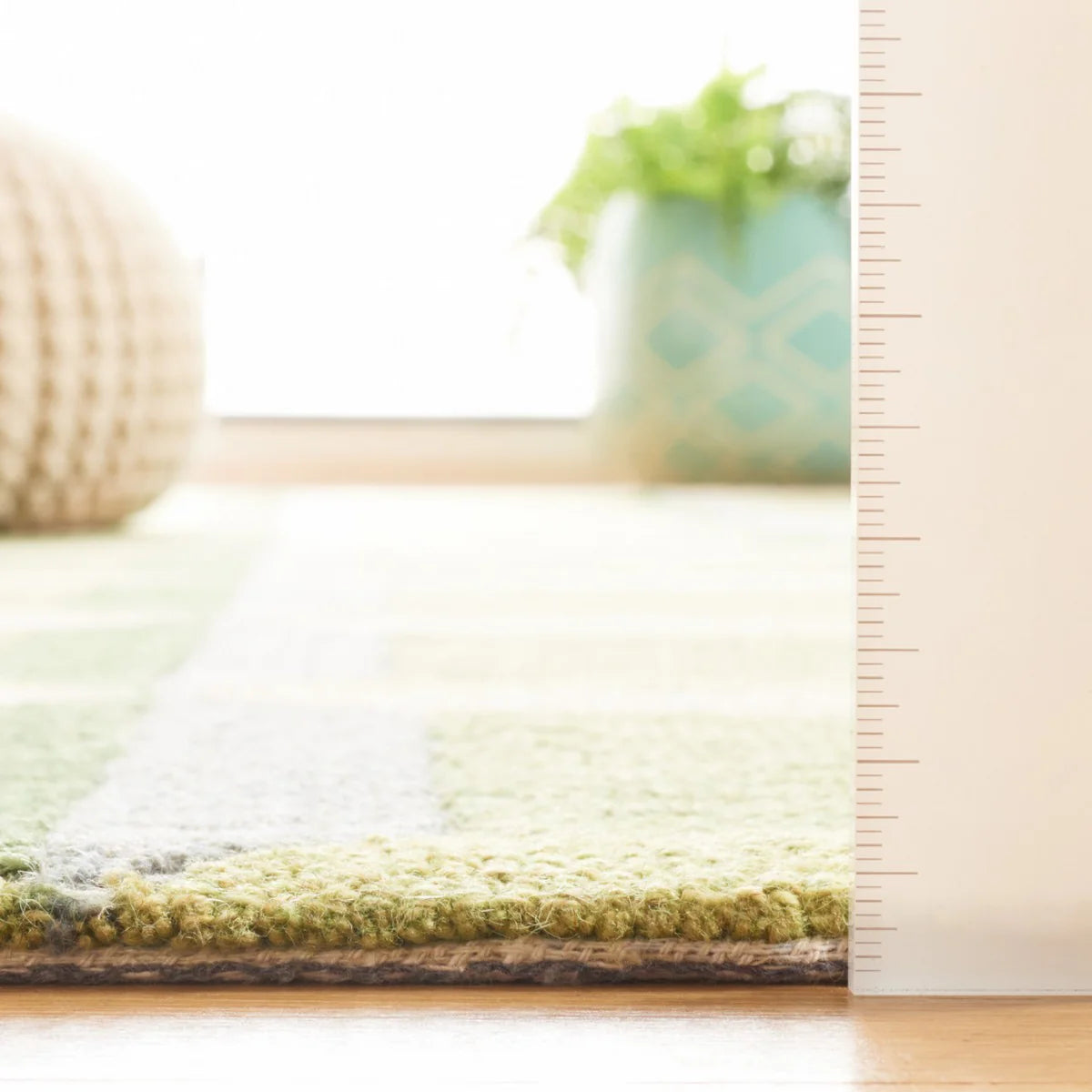 Genre Hand Tufted Modern Rug - Luxurious and Contemporary Area Rug for Elegant Interiors