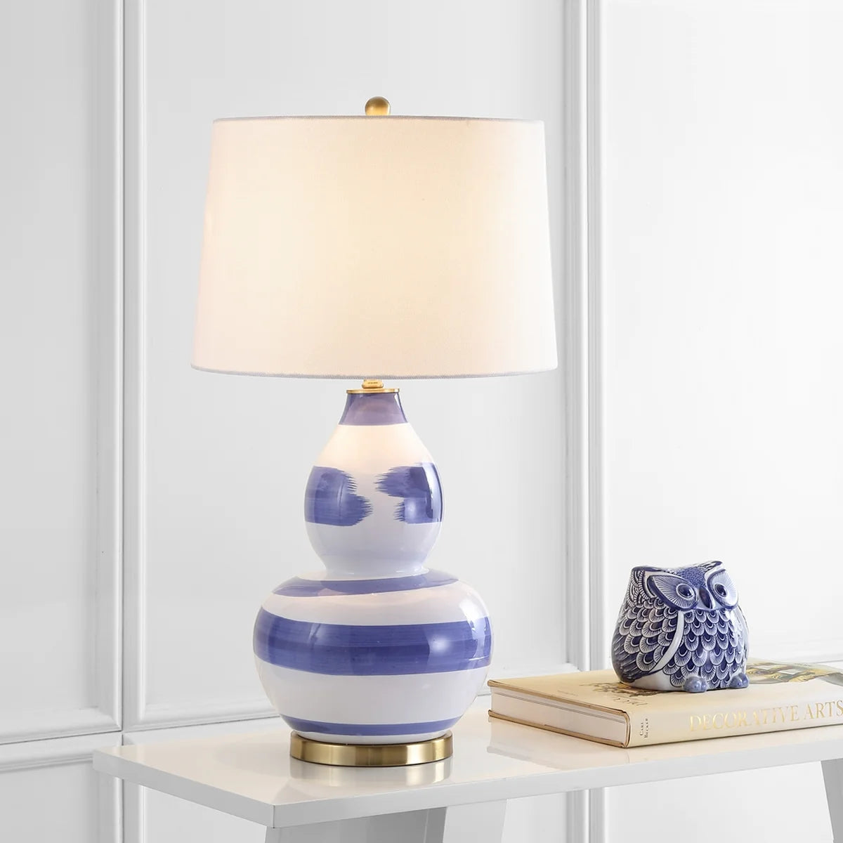 Aileen Contemporary Table Lamp - Stylish and Modern Lighting Accent for Any Room