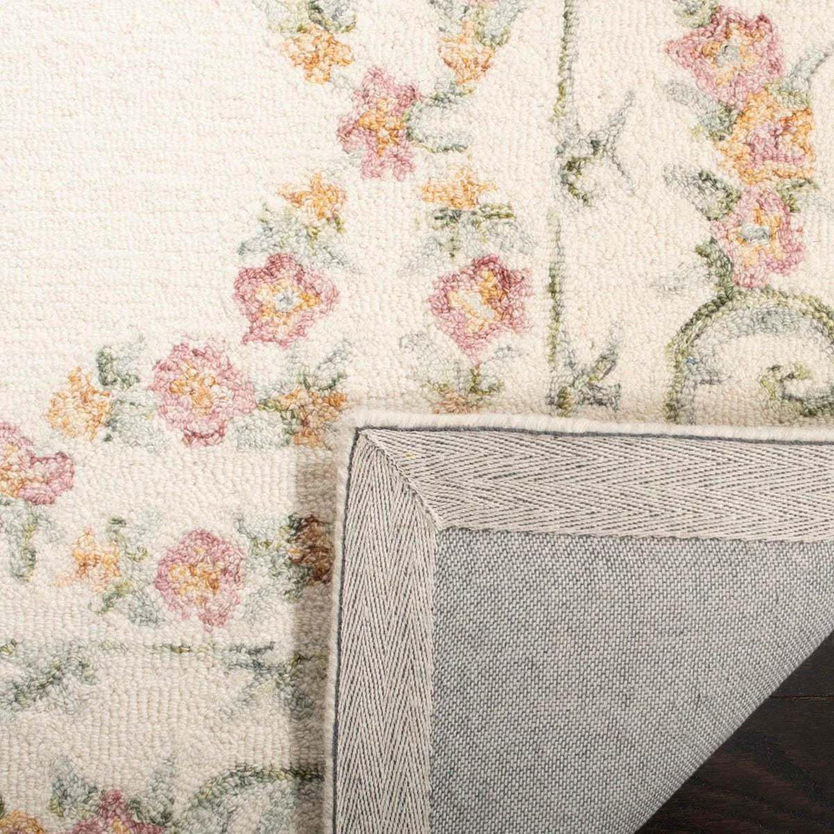 Aubusson Hand Tufted Wool Rug - Luxurious and Timeless Area Rug for Elegant Interiors