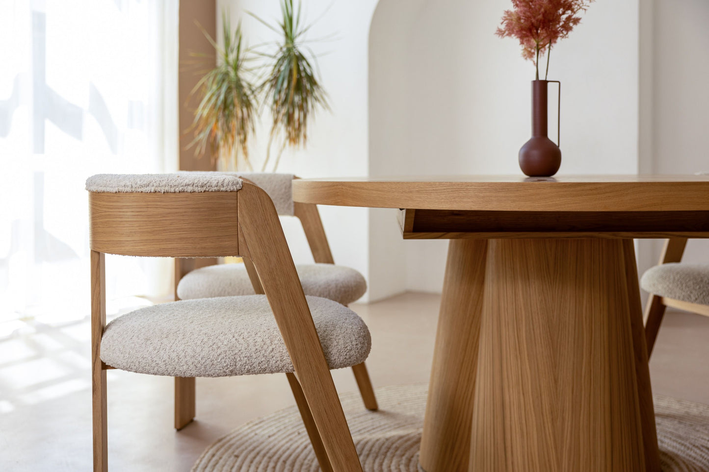 Modrest Cloud Modern Natural Oak Extendable Dining Table A Masterpiece of Contemporary Design and Functional Elegance for Sophisticated Dining Spaces