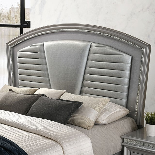 Maddie Contemporary Crystal Mirror Accent Silver Bed