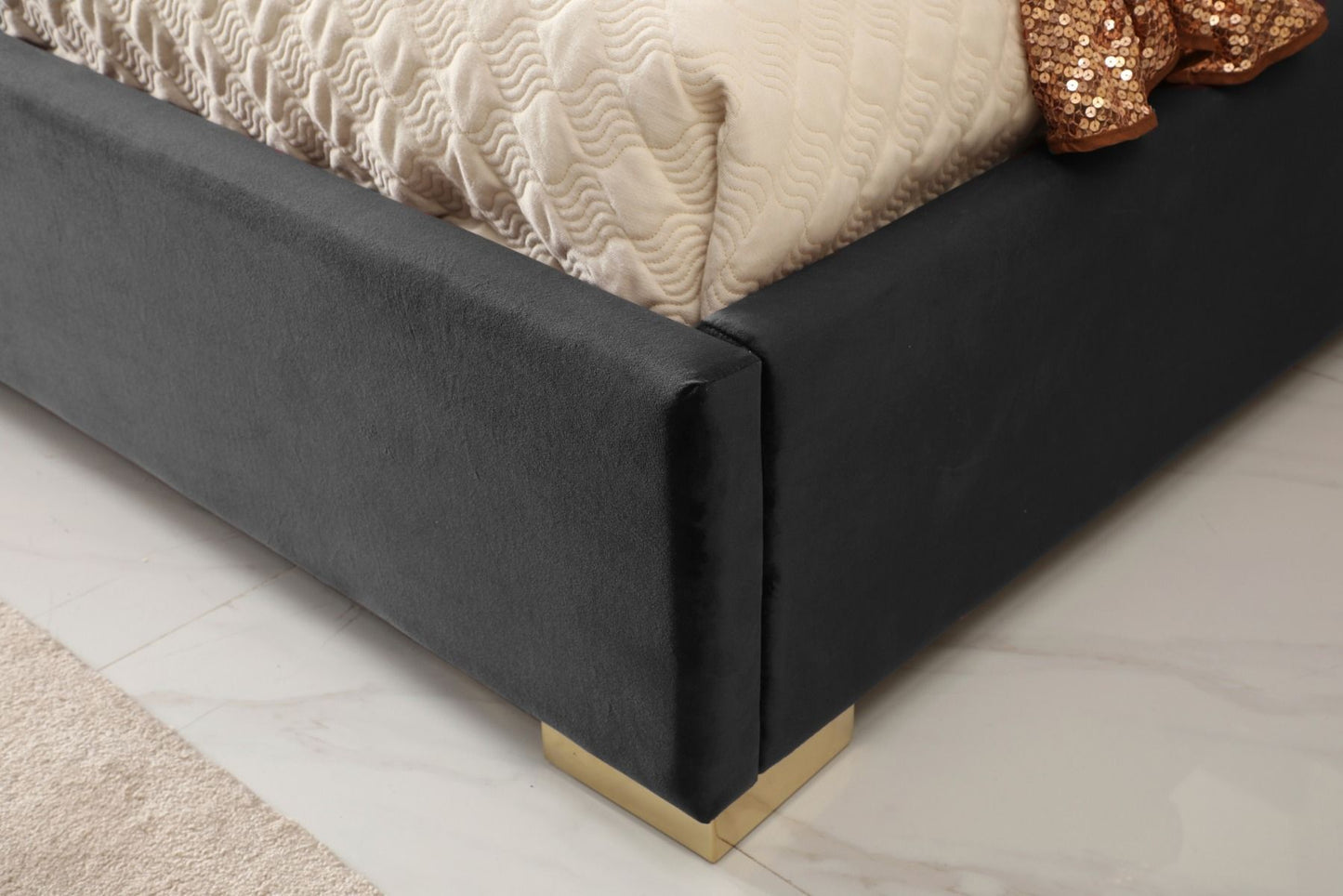 Modrest Daystar - Modern Black Velvet & Gold Bed