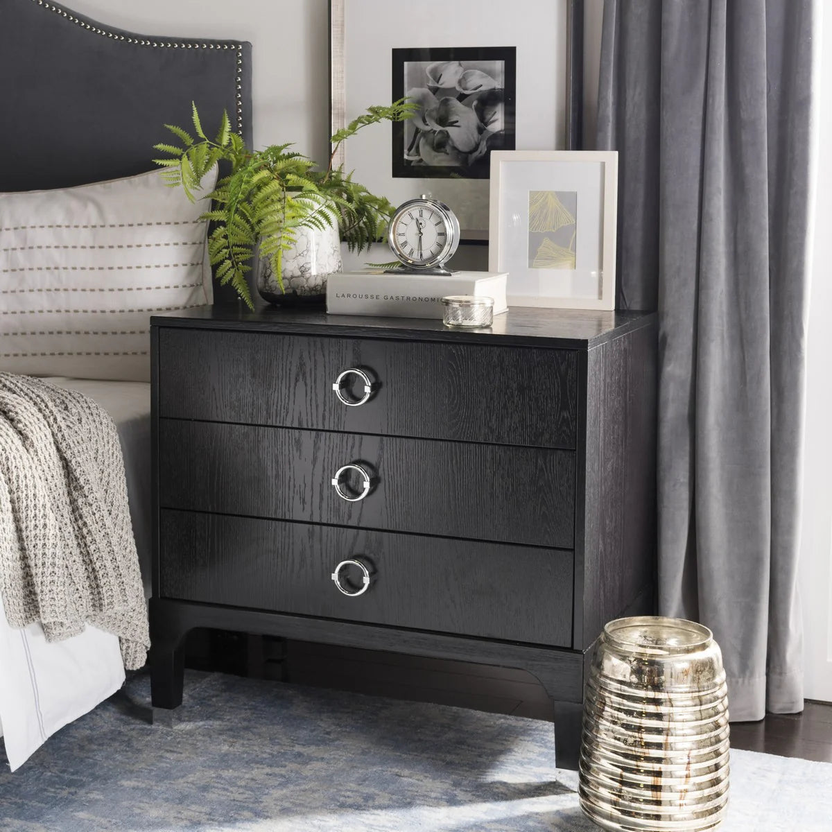 Lorna 3-Drawer Contemporary Night Stand - Sleek and Functional Storage for Modern Bedrooms