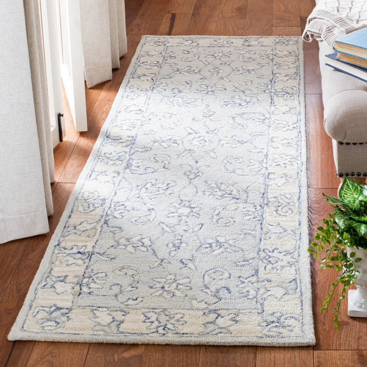 Micro-Loop Contemporary Hand-Tufted Wool Pile Rug - Elegant and Soft Floor Accent with a Modern Design