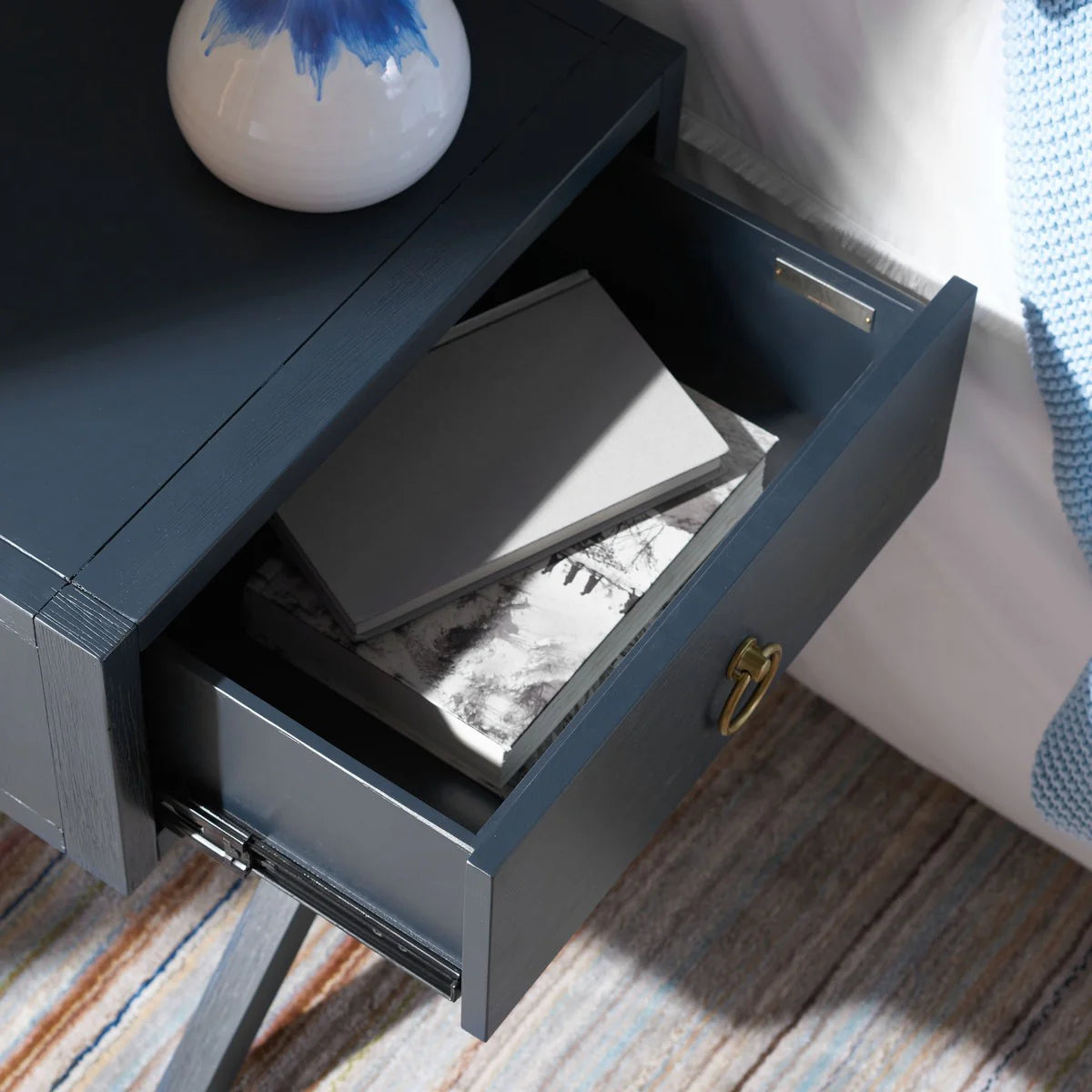 Odilia 1-Drawer Nightstand - Modern and Functional Storage for Your Bedroom
