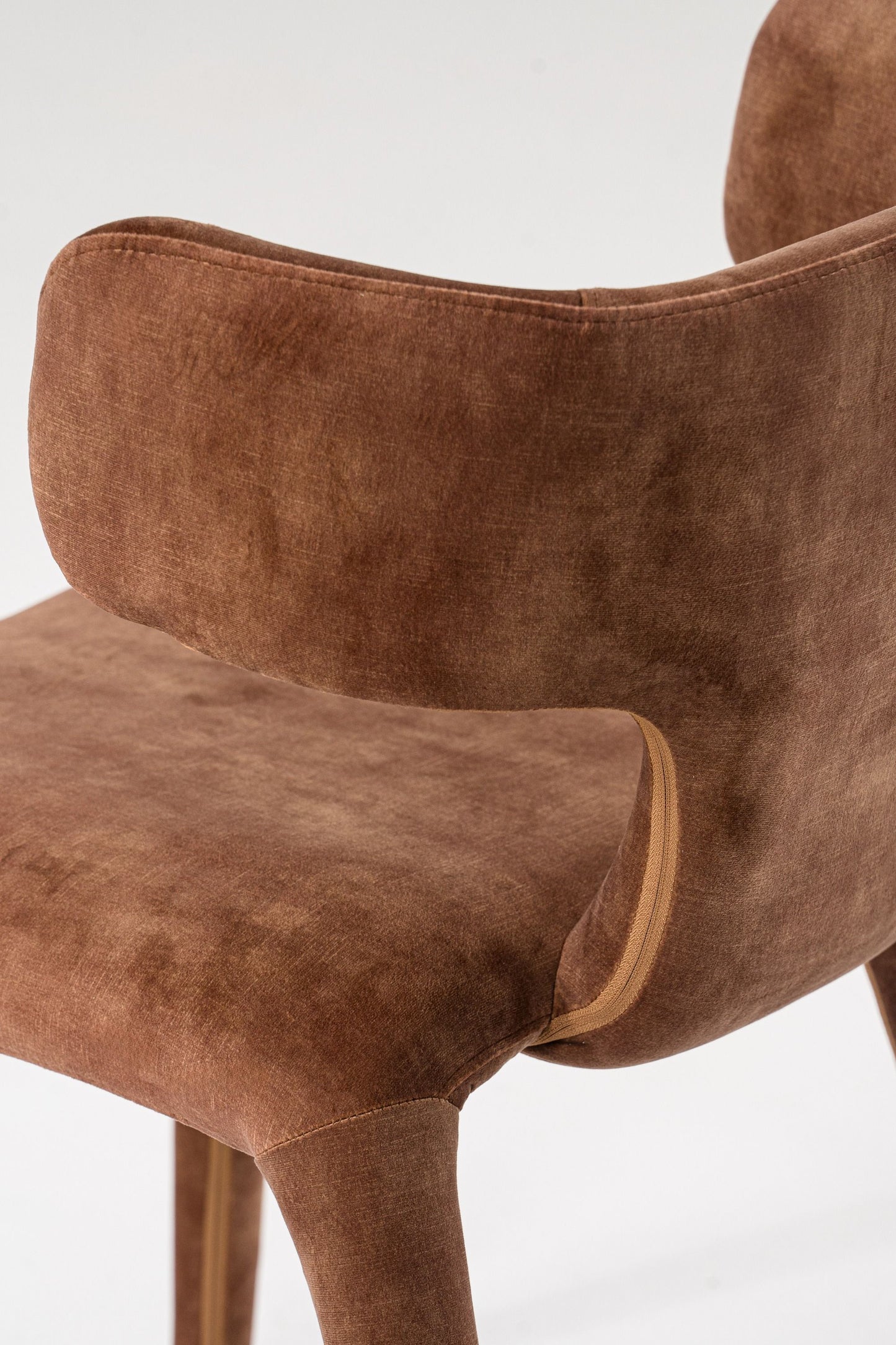 Modrest Saehee Modern Camel Velvet Fabric Dining Chair - Stylish & Comfortable Dining Seating