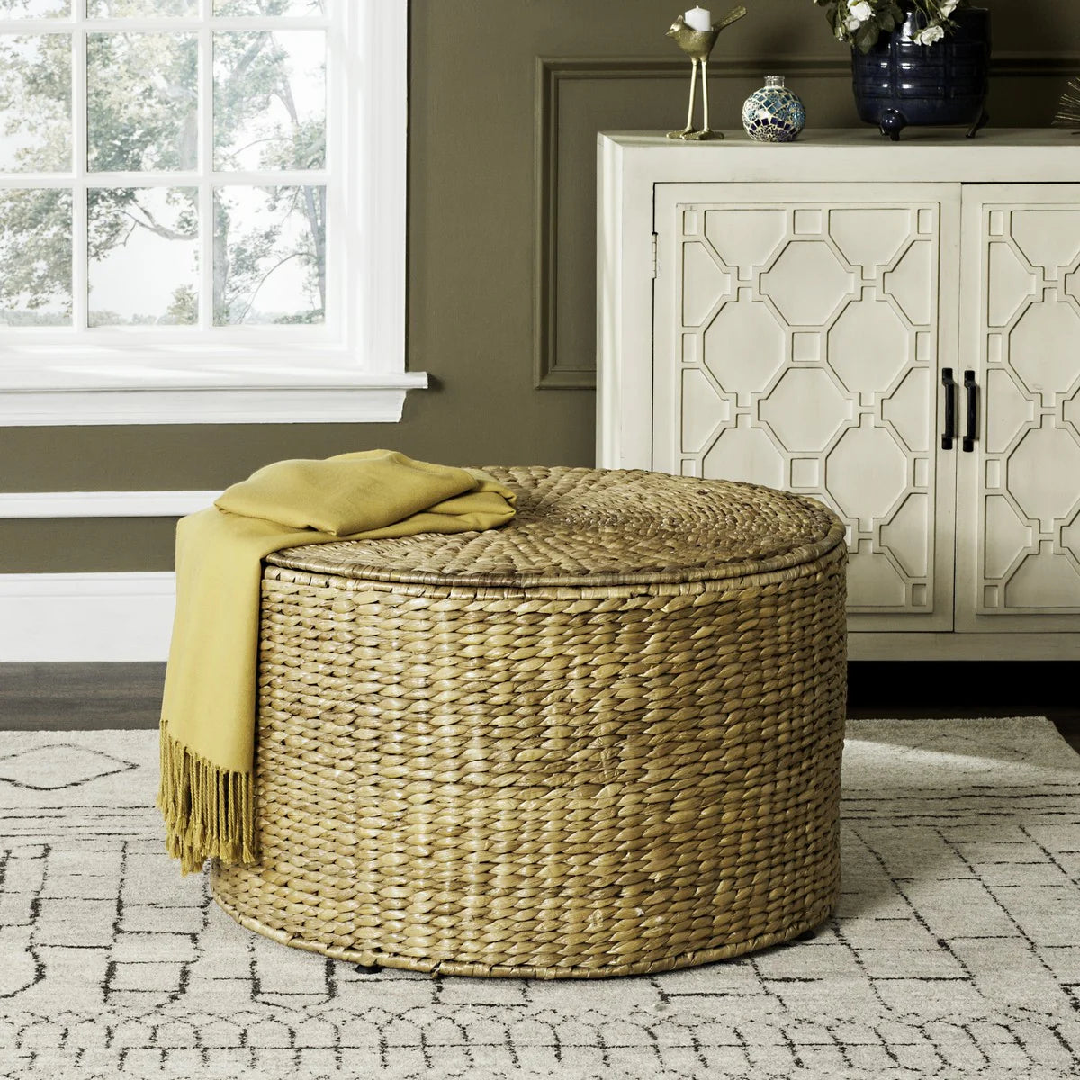 Jesse Wicker Storage Coffee Table - Stylish and Functional Centerpiece with Hidden Storage for Your Living Room