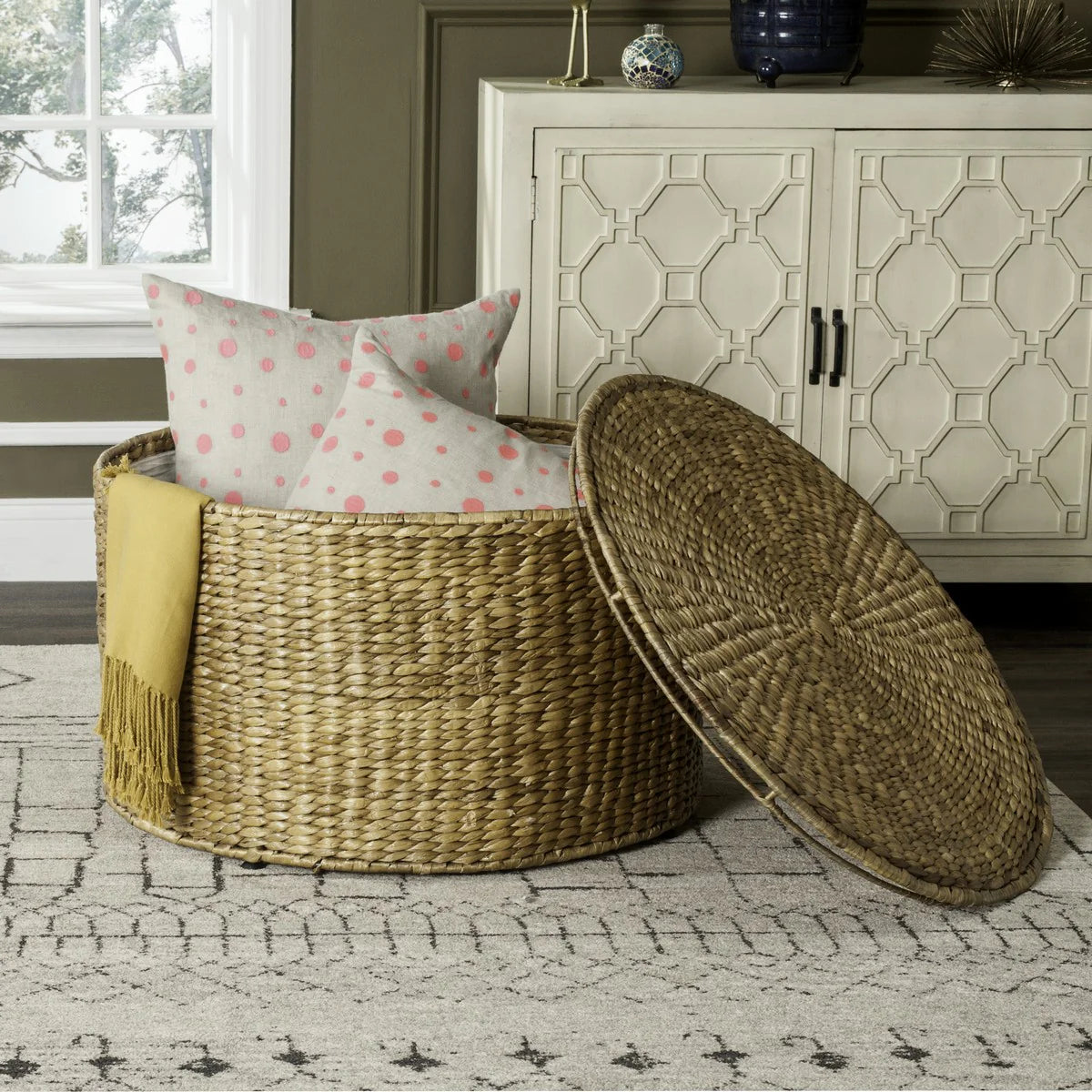 Jesse Wicker Storage Coffee Table - Stylish and Functional Centerpiece with Hidden Storage for Your Living Room